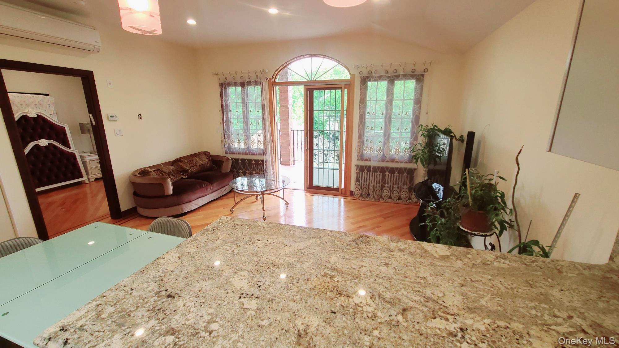 64-47 Dieterle Crescent 2 Property Photo 6
