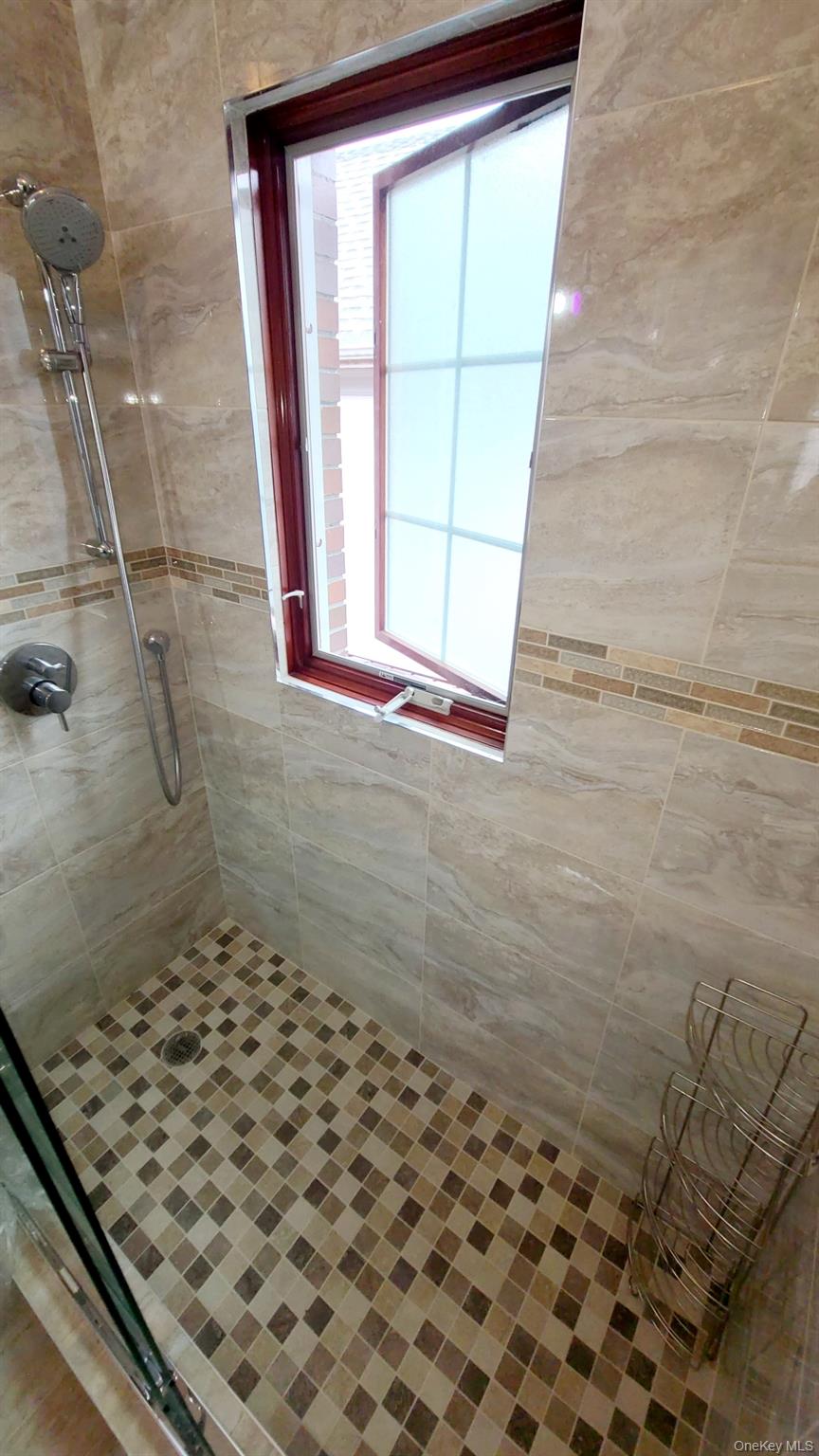 64-47 Dieterle Crescent 2 Property Photo 21
