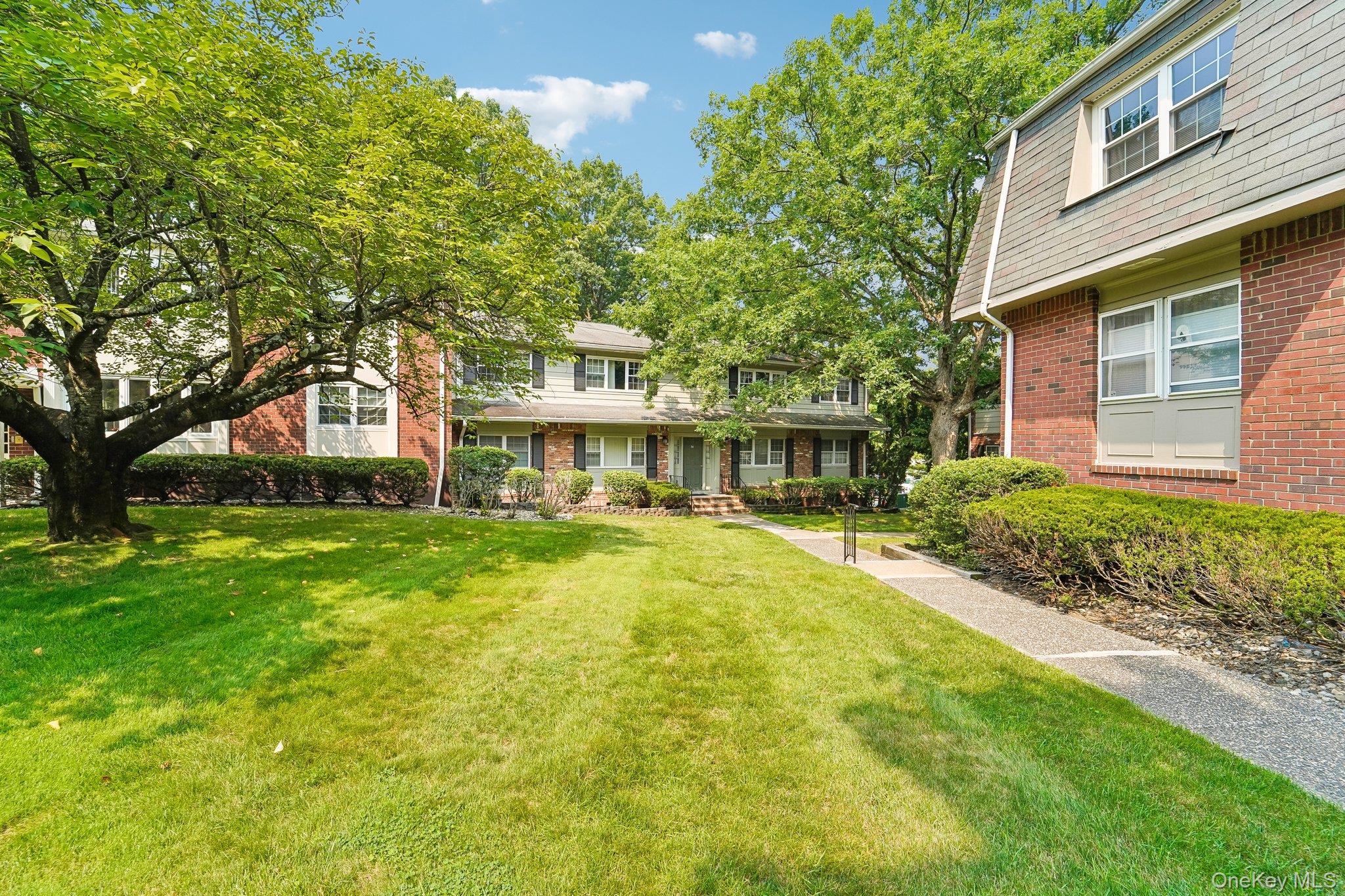 74 Bon Aire Circle Q12 Property Photo 1