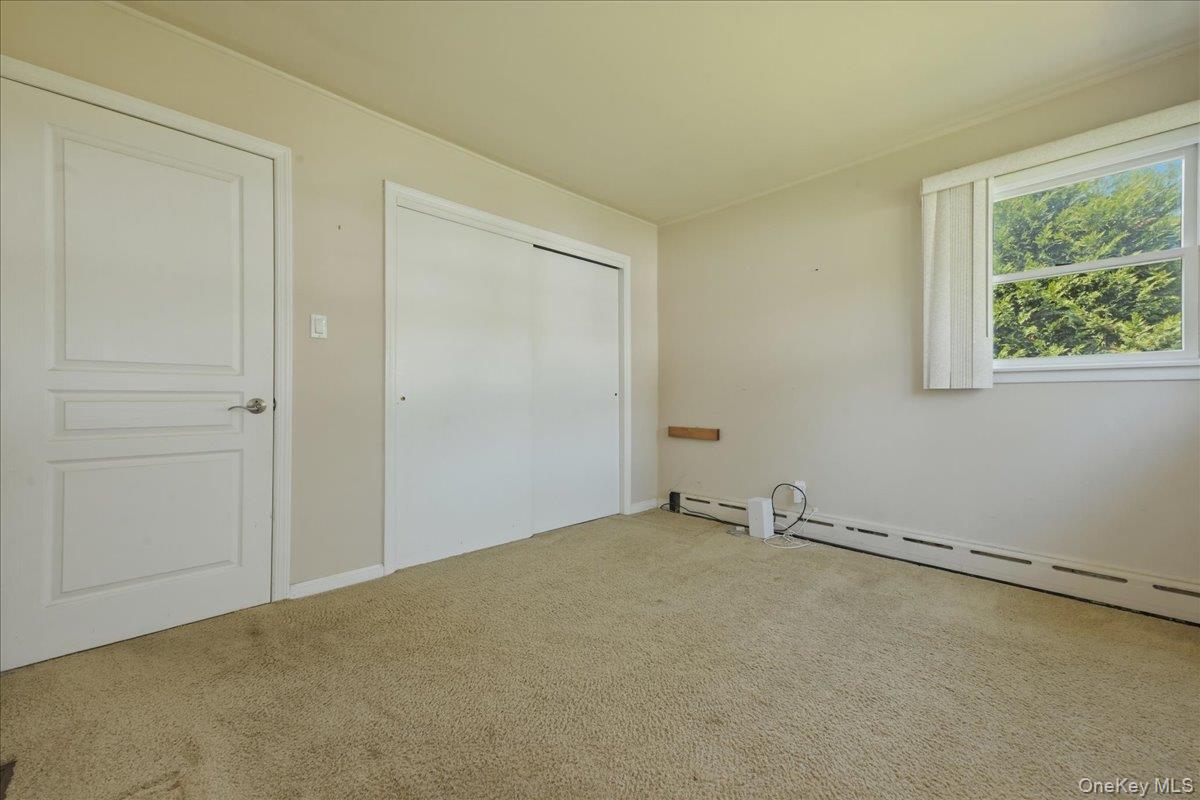 672 Westbury Avenue Property Photo 22