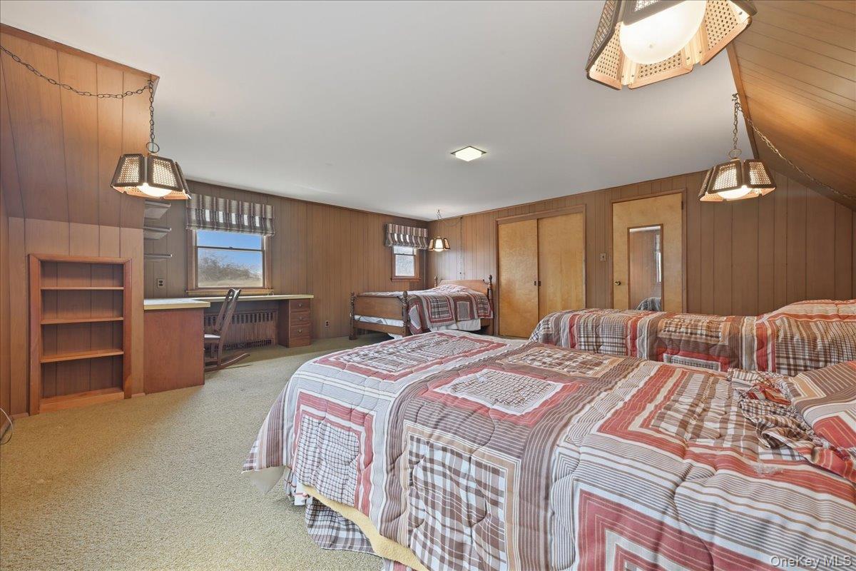 672 Westbury Avenue Property Photo 30