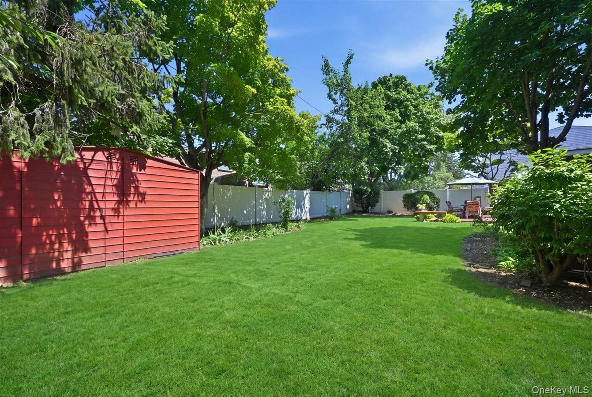 635 Whittier Street Property Photo 17