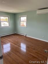 23 Jamaica Avenue Property Photo 5