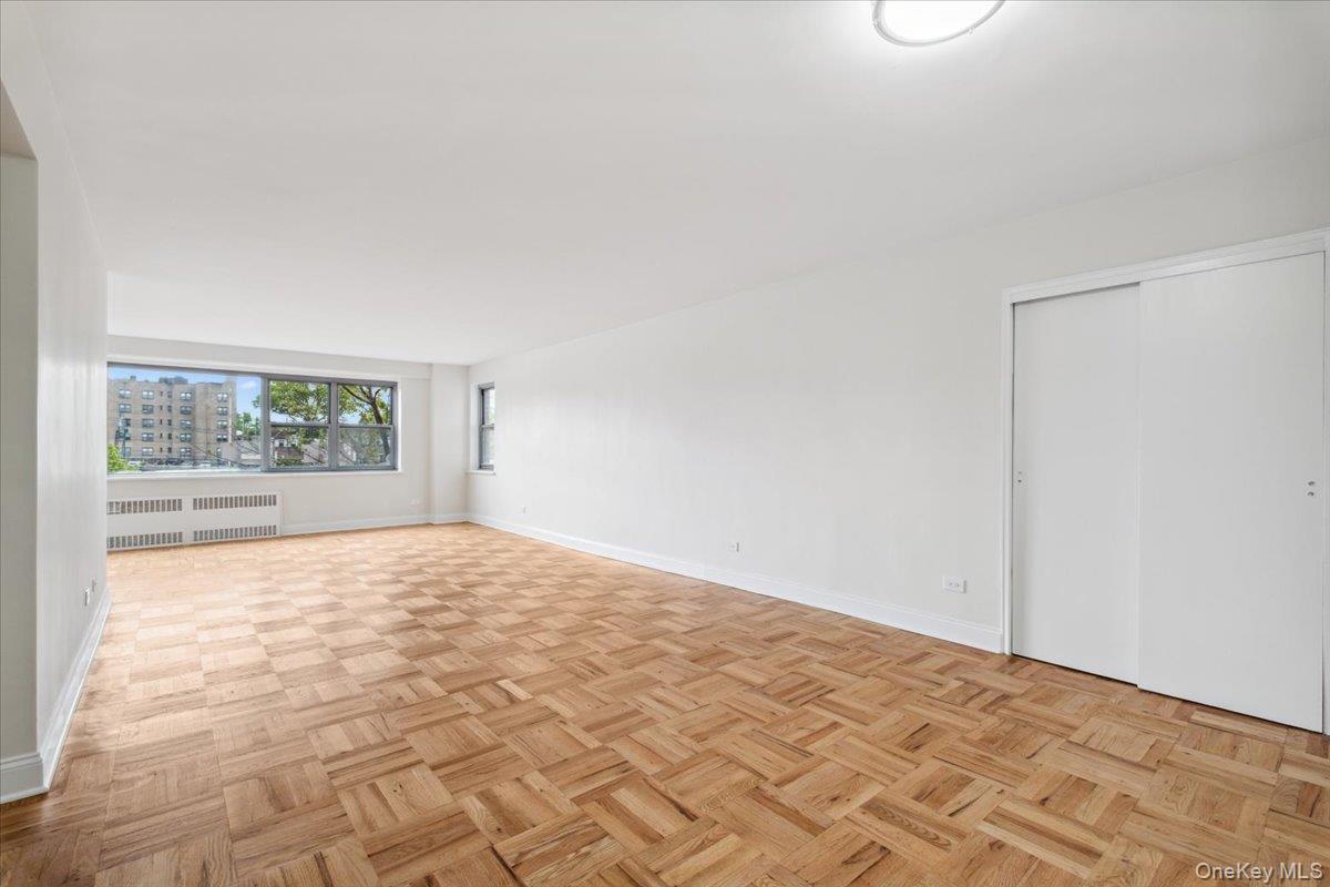 2 Washington Square 1g Property Photo 2
