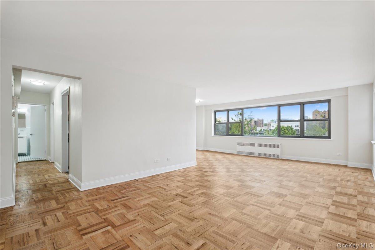 2 Washington Square 1g Property Photo 3