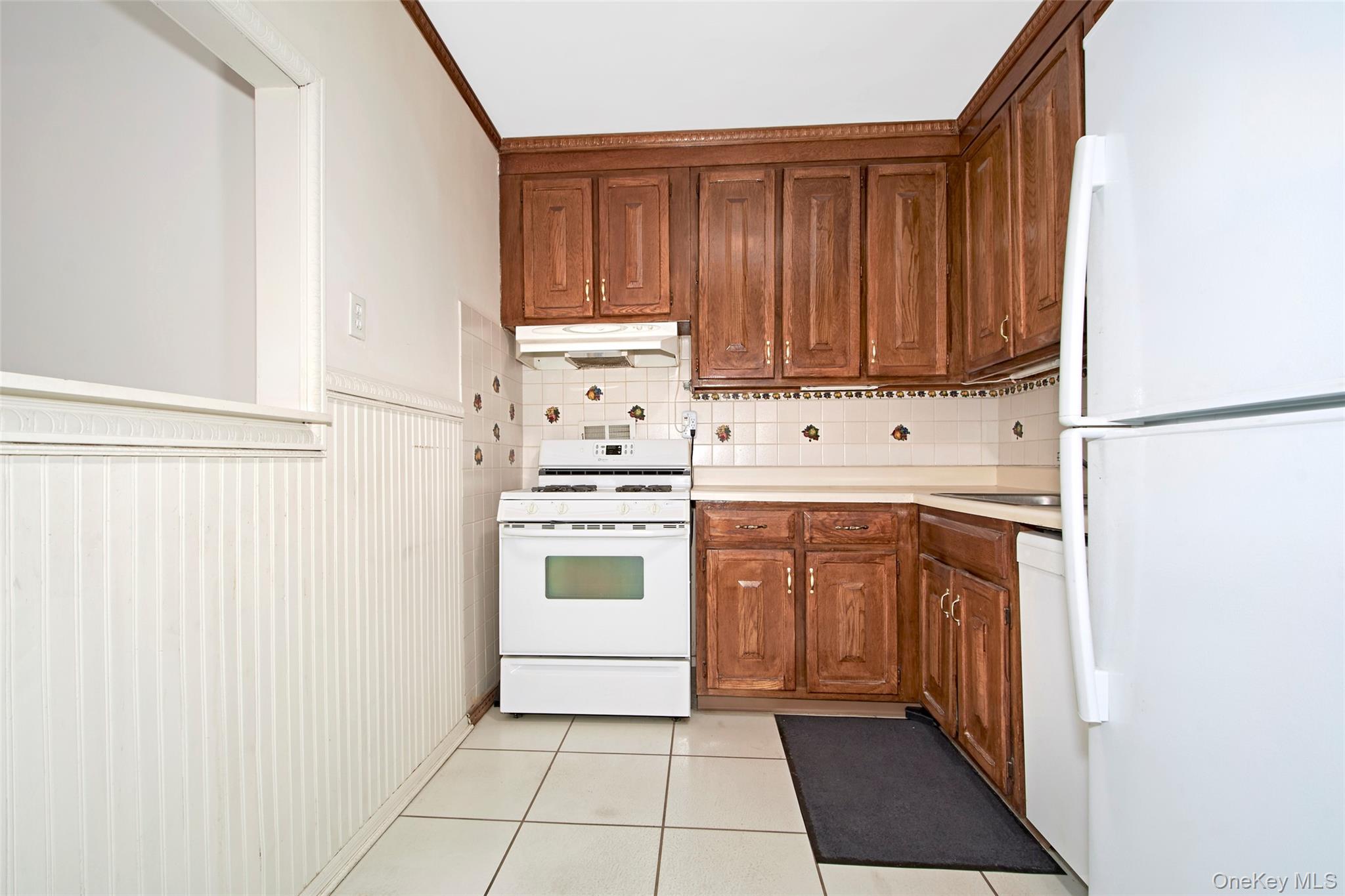 360 Westchester Avenue 314 Property Photo 9