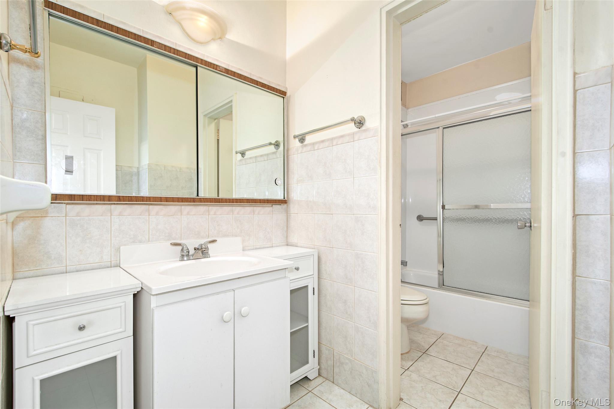 360 Westchester Avenue 314 Property Photo 16