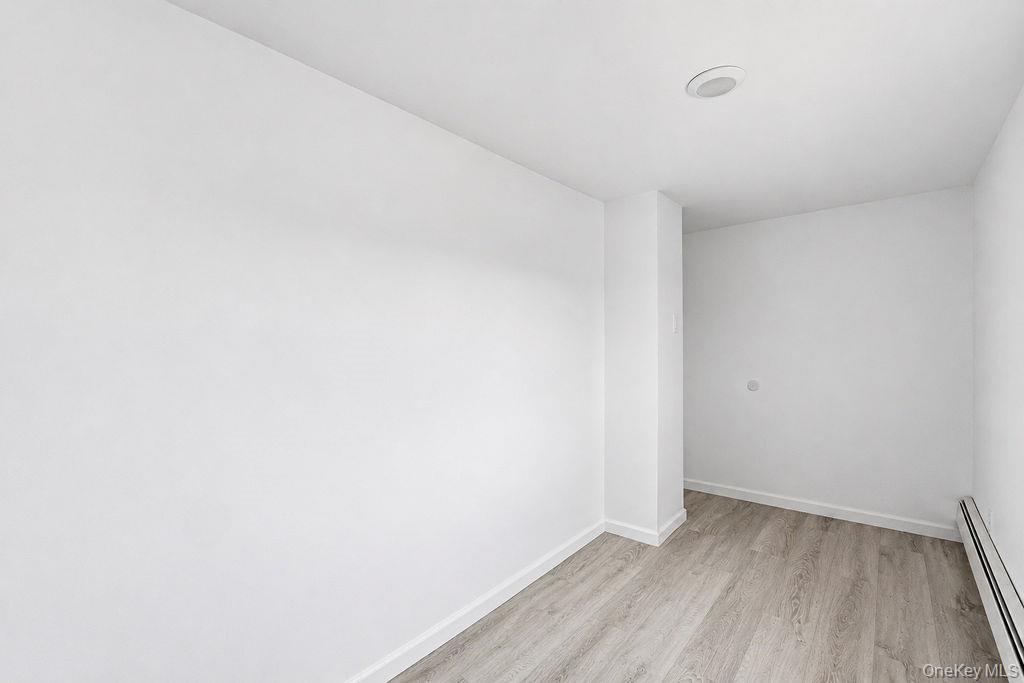 44 Broadway Property Photo 18