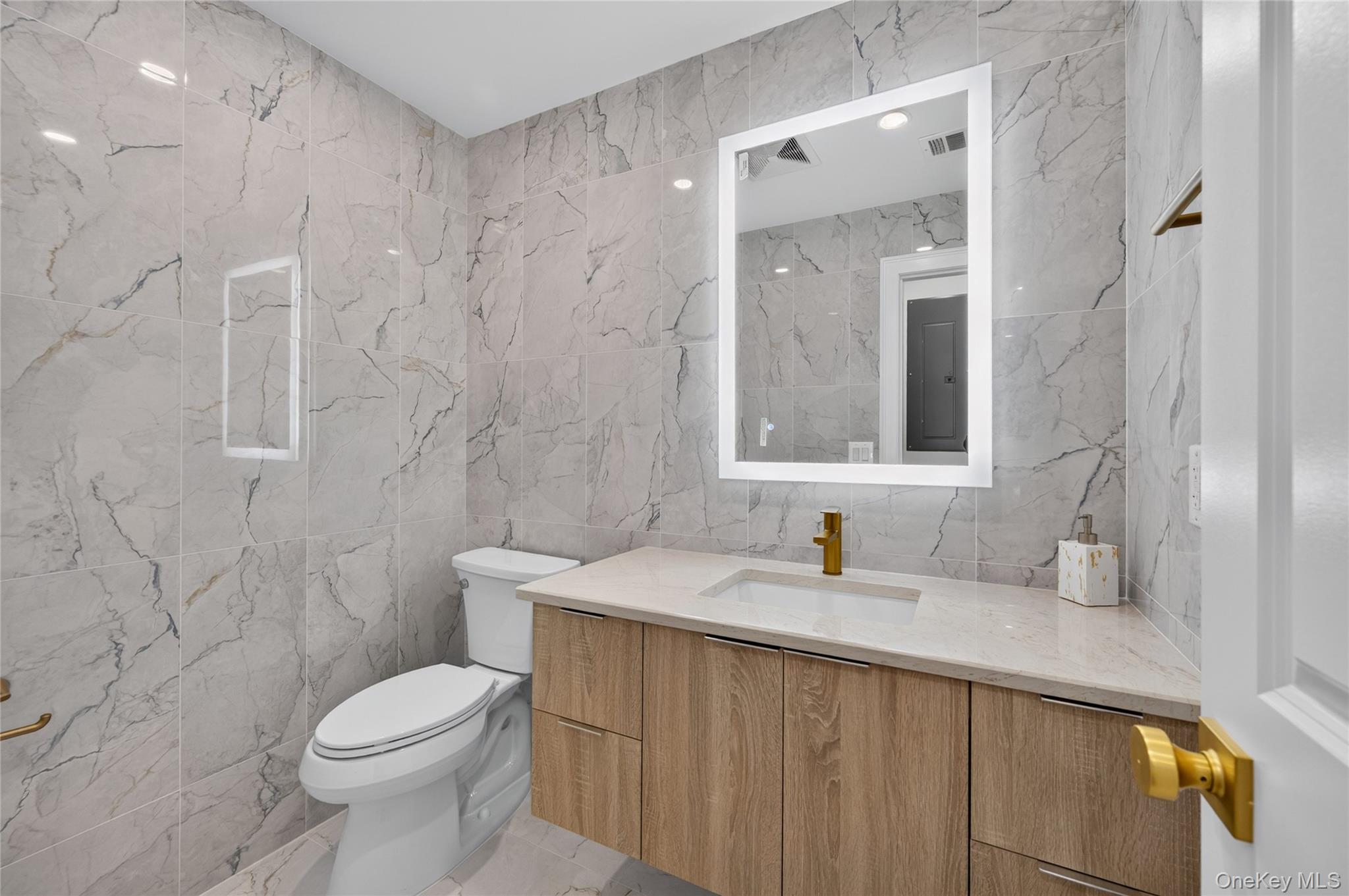 66 Chestnut Hill Property Photo 18