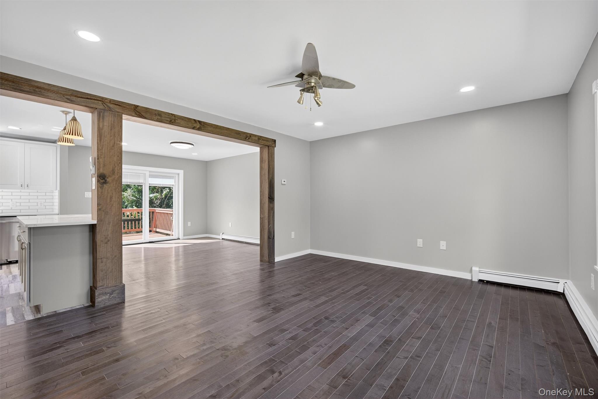 619 Creekside Road Property Photo 12