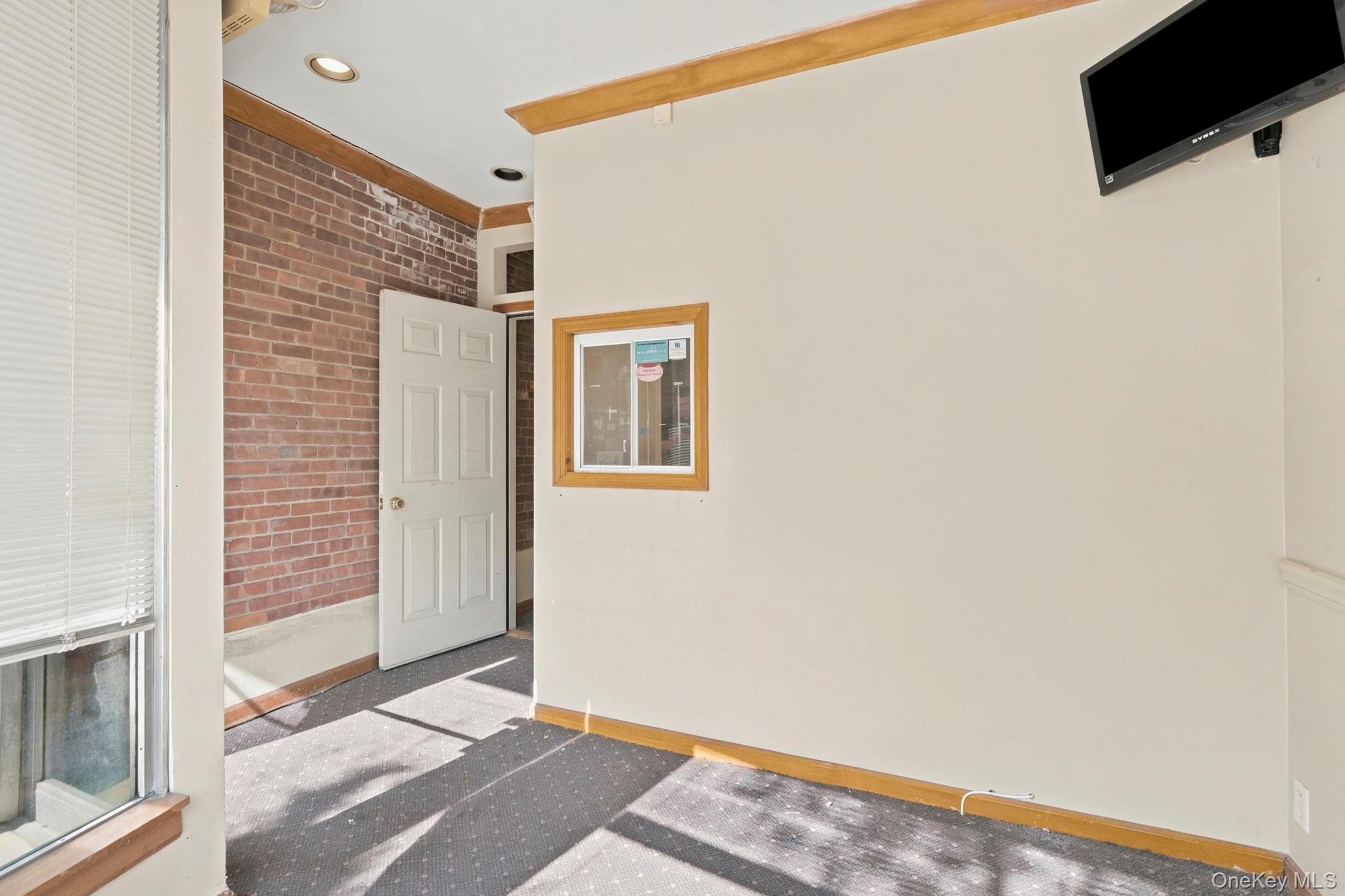 135 Mamaroneck Avenue Property Photo 10