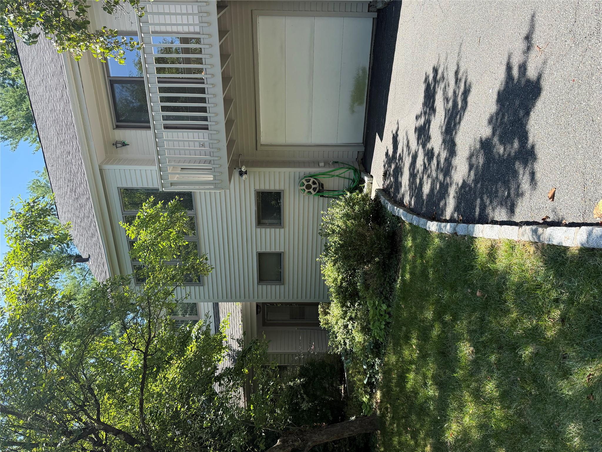 23 Evon Court Property Photo 1