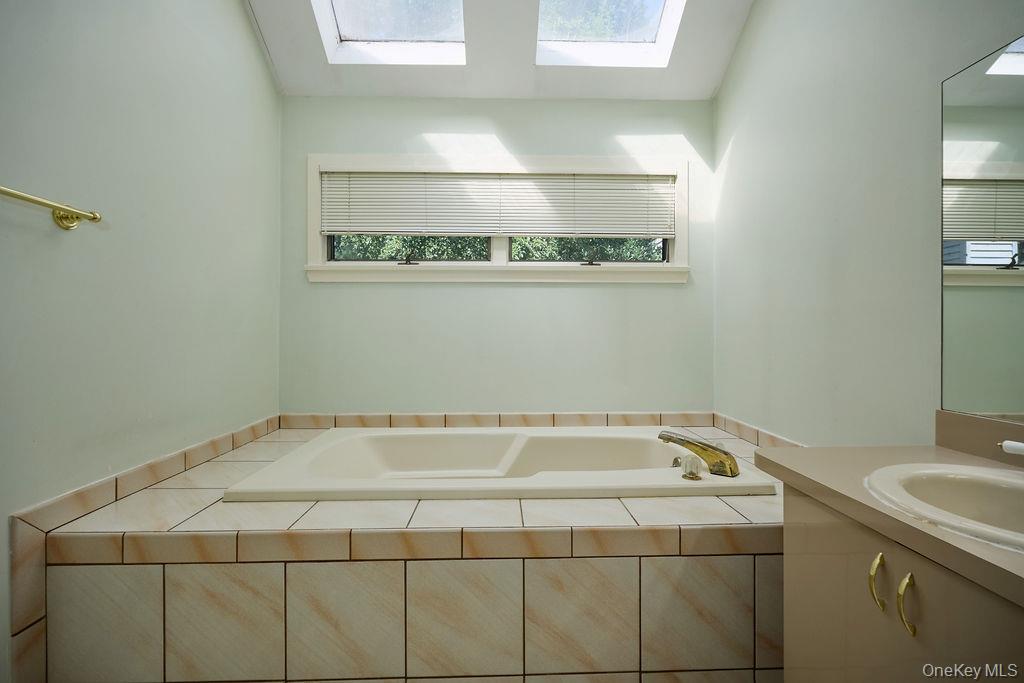 23 Evon Court Property Photo 22