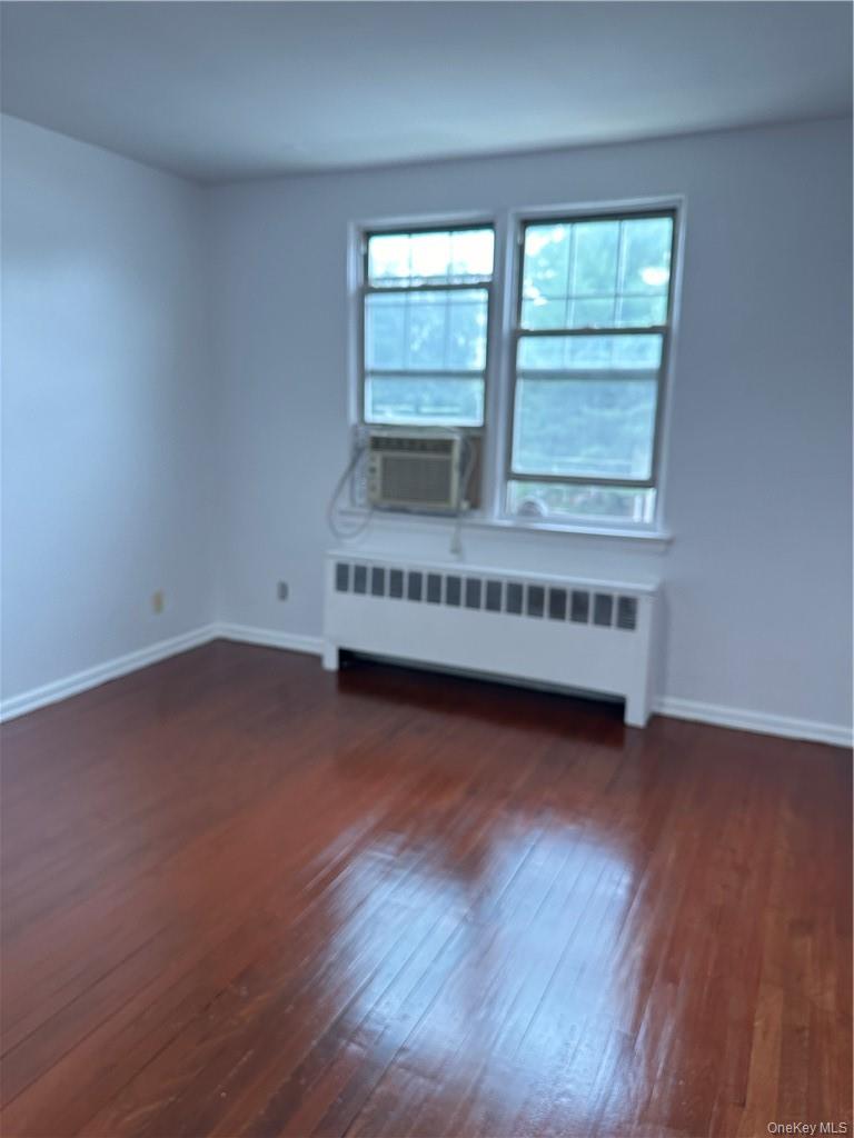 101 Carpenter Avenue E12 Property Photo 3