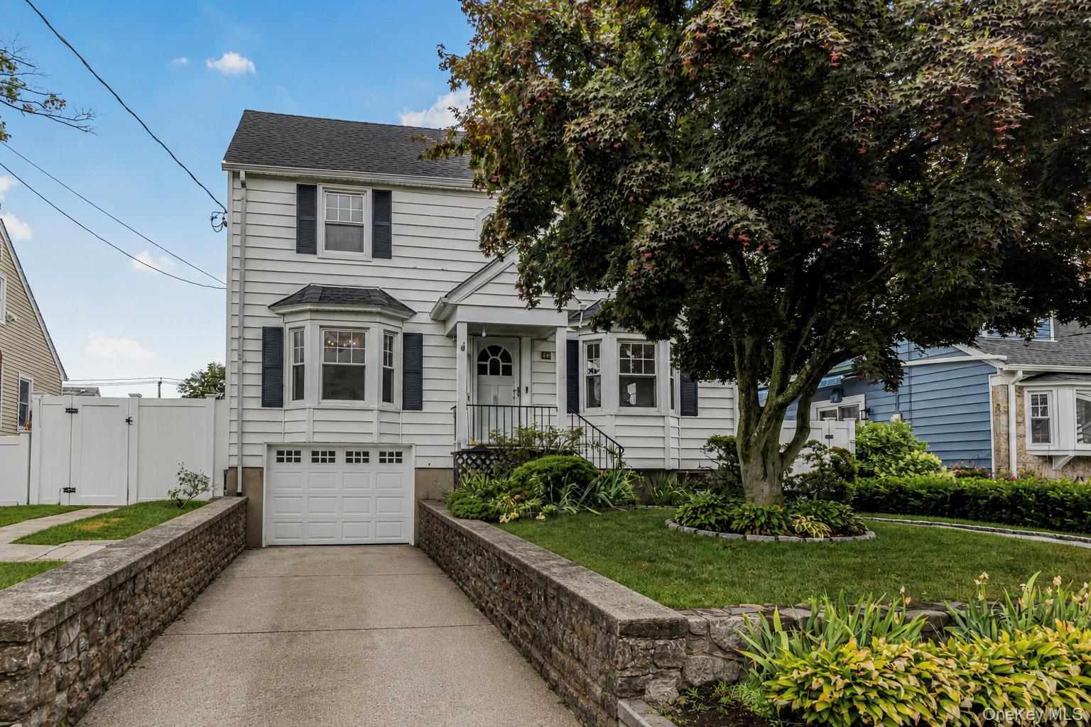 53 Holly Street Property Photo 1