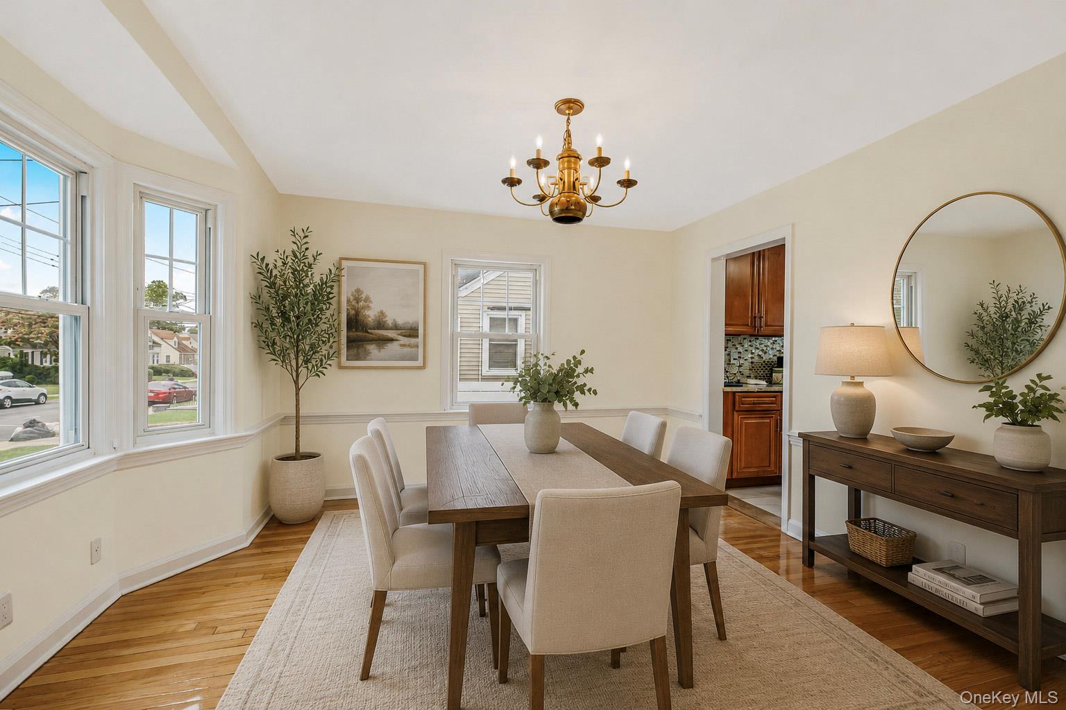 53 Holly Street Property Photo 6