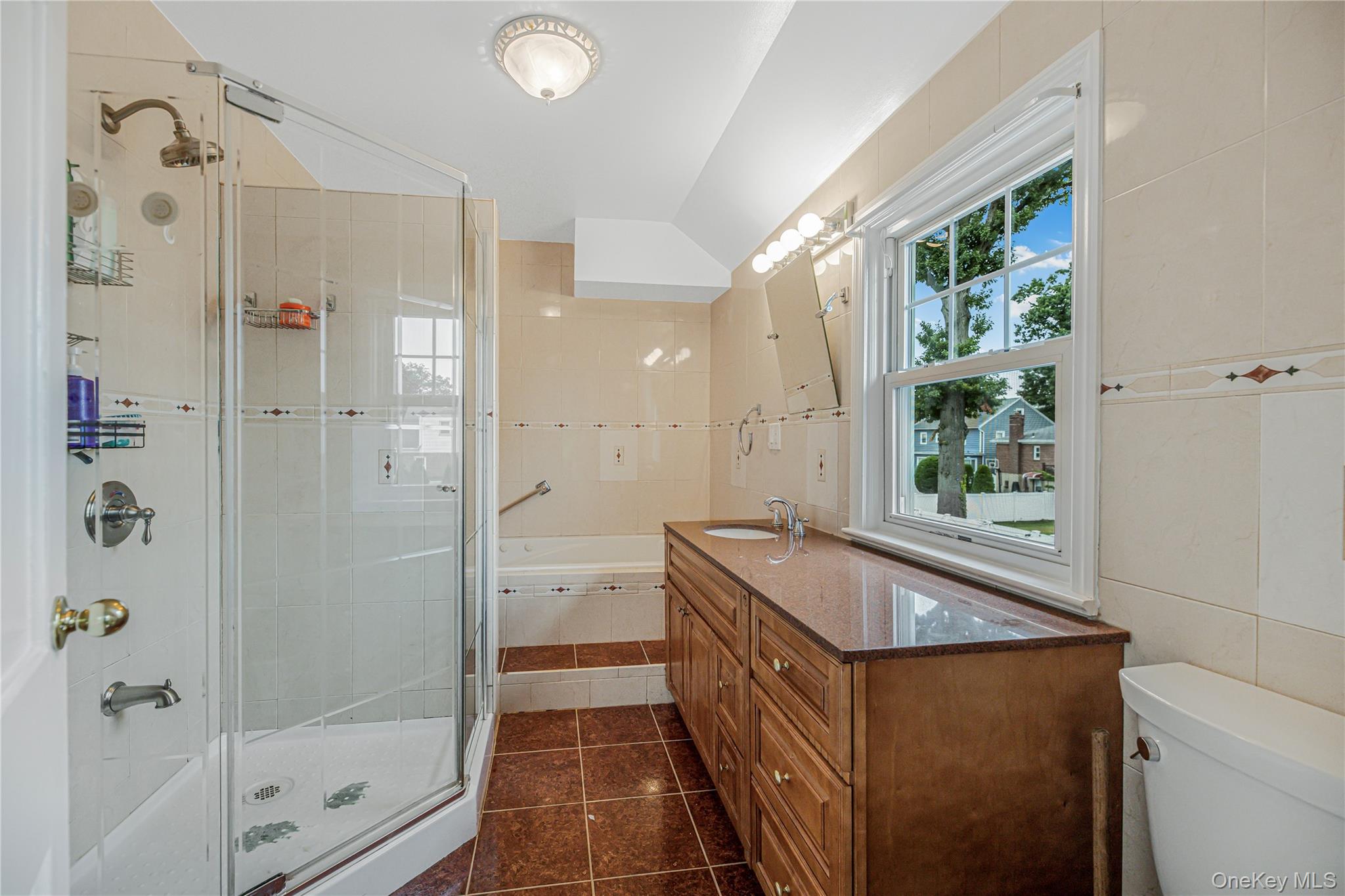53 Holly Street Property Photo 12