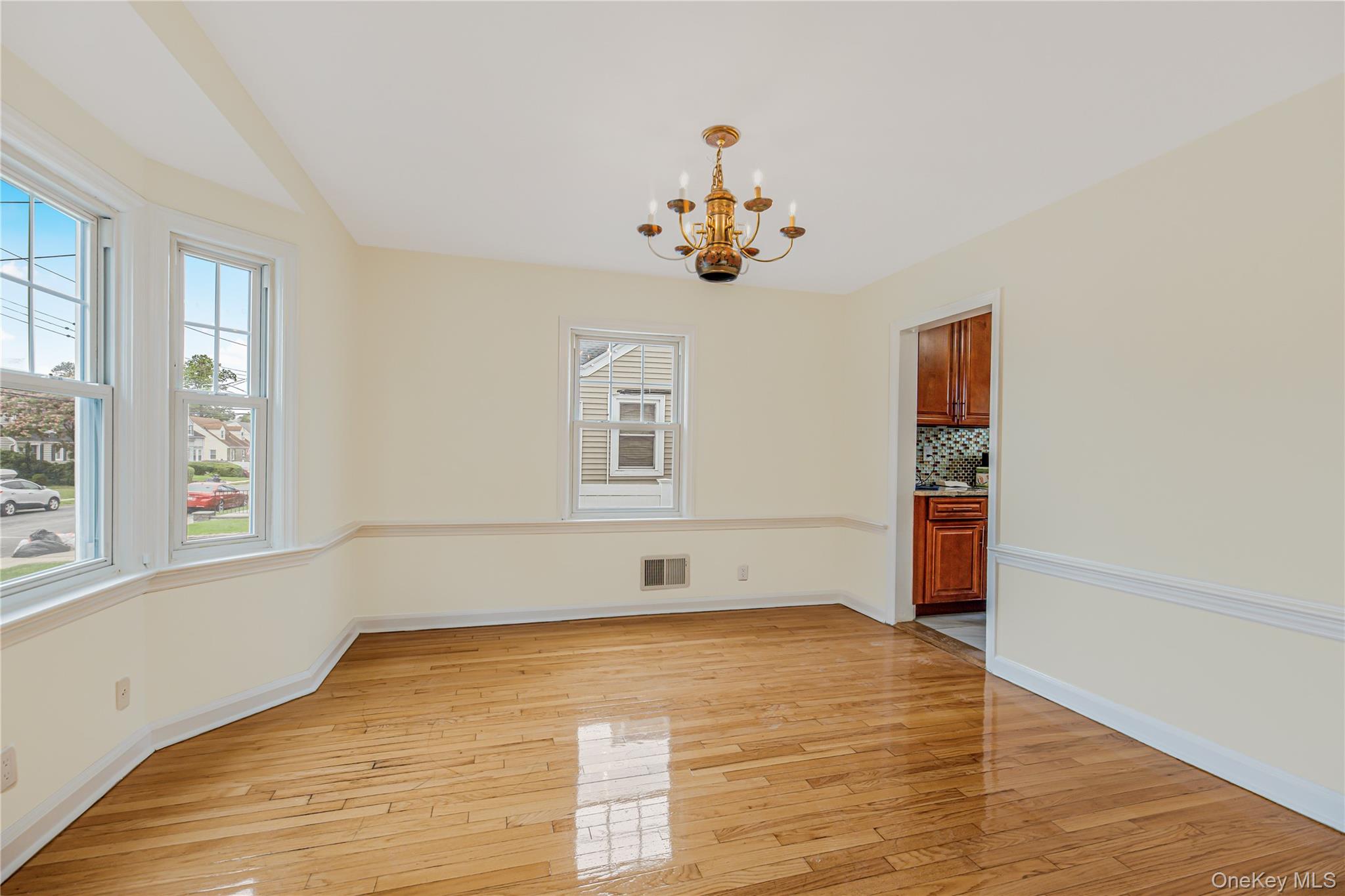 53 Holly Street Property Photo 17