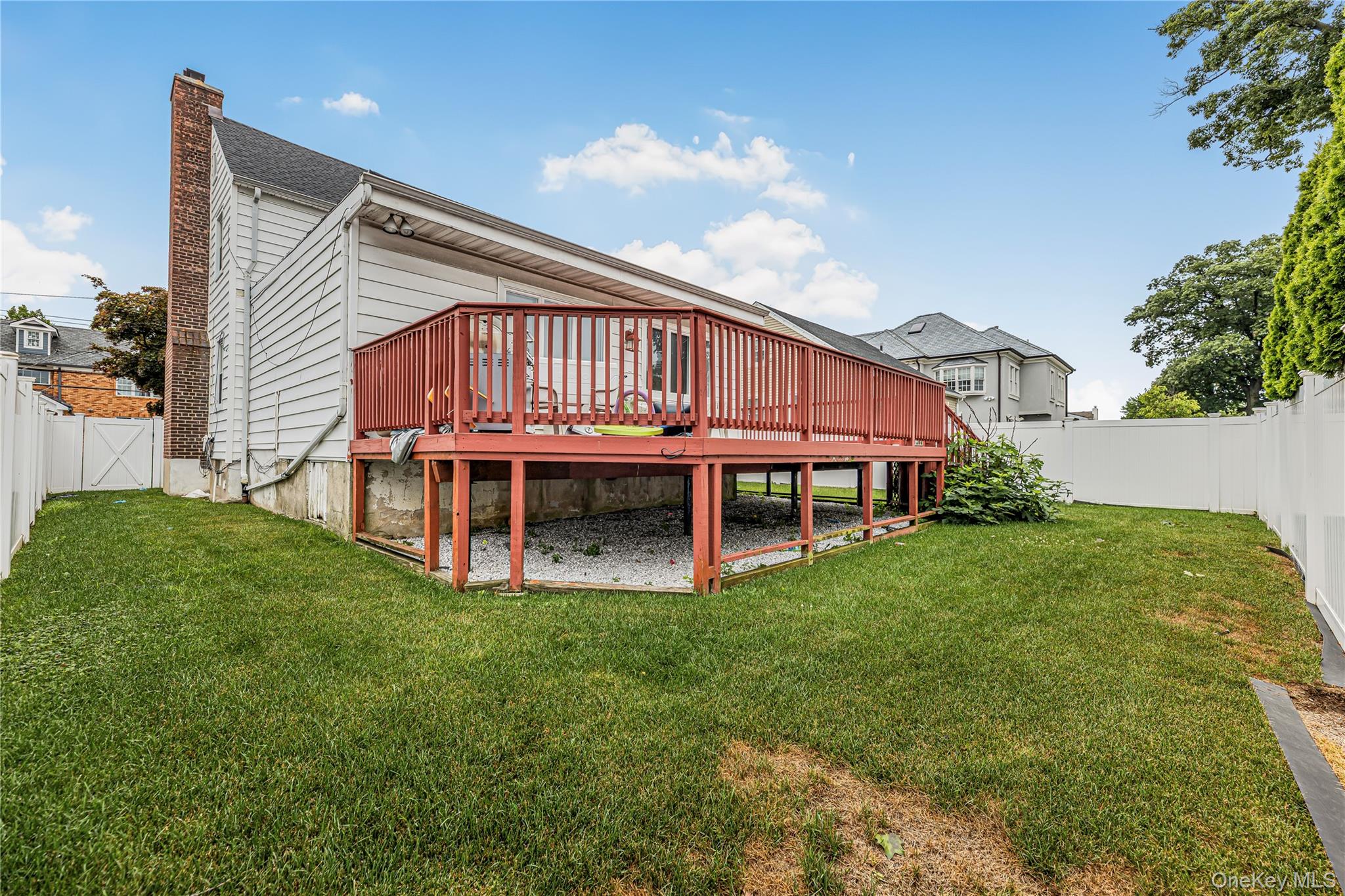 53 Holly Street Property Photo 31