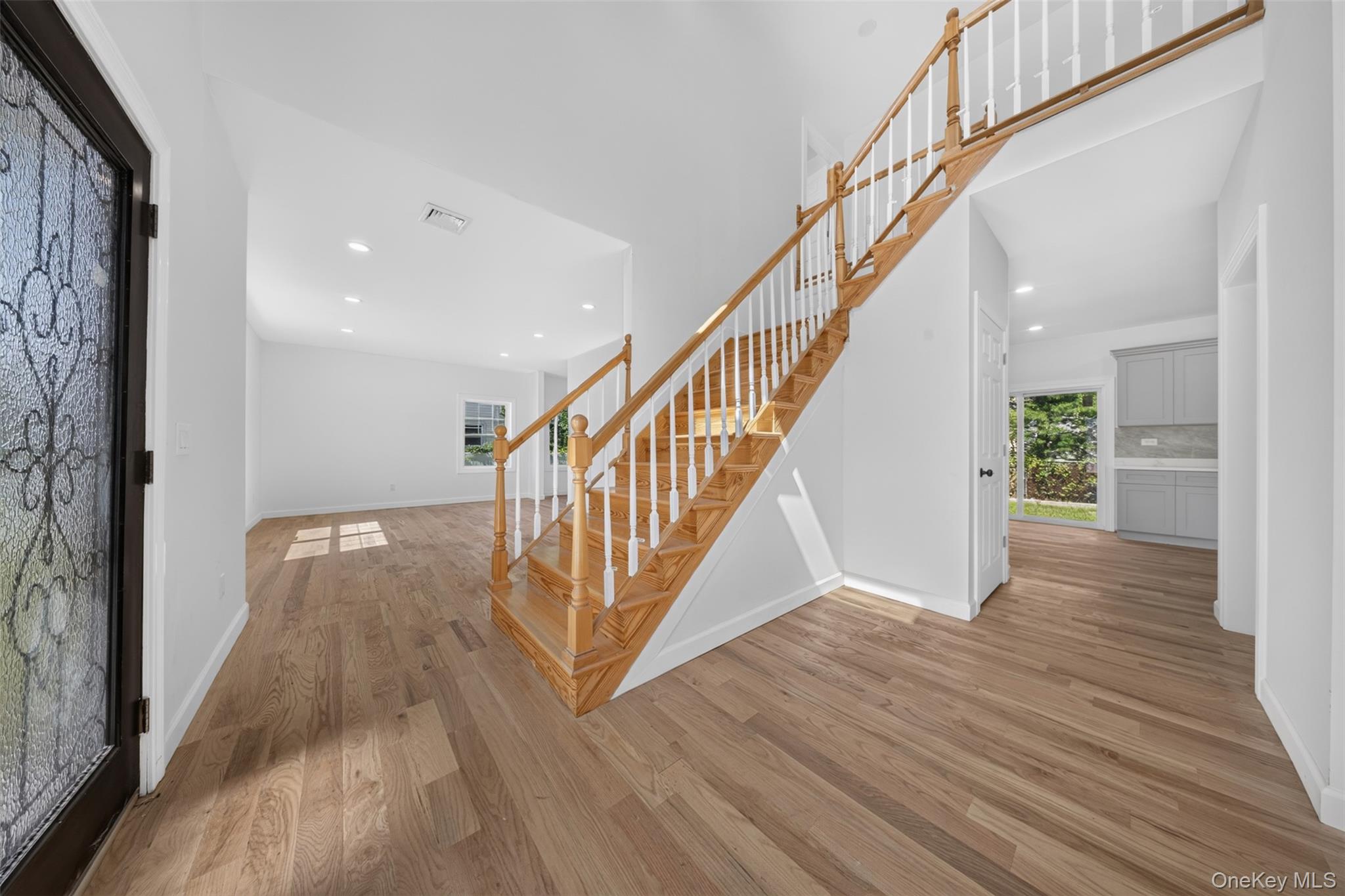 139 Miller Avenue Property Photo 4