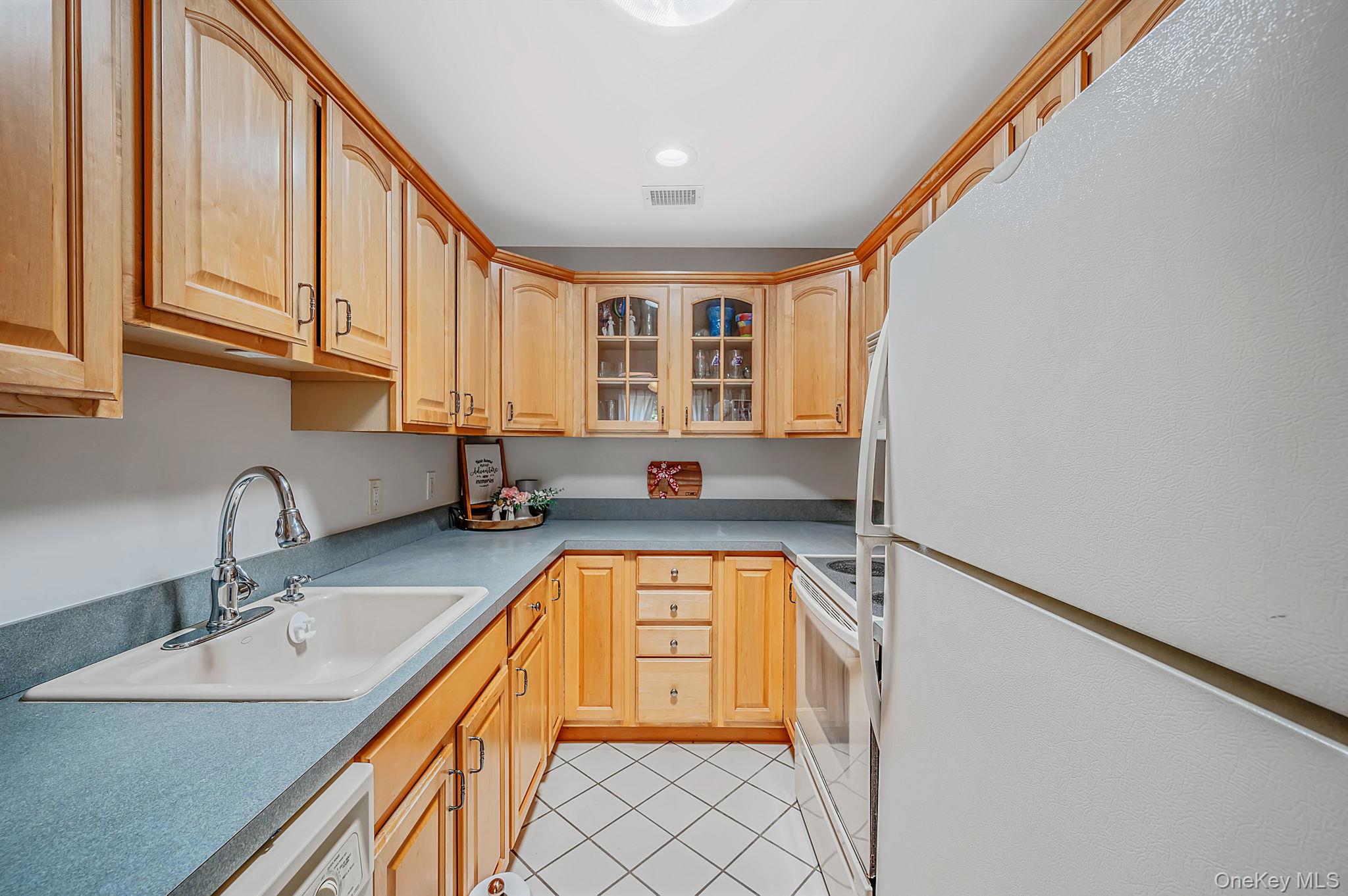 855 Skyline Drive Property Photo 14