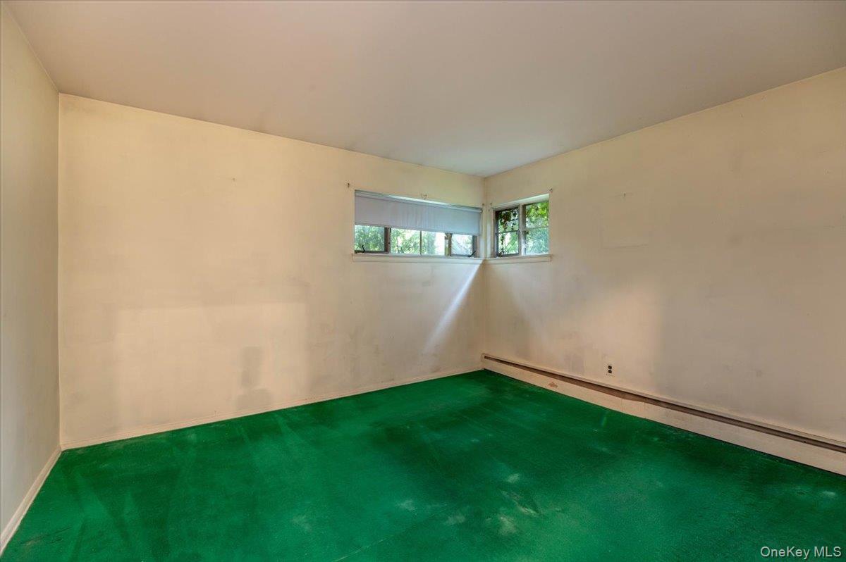 72 Twin Avenue Property Photo 9