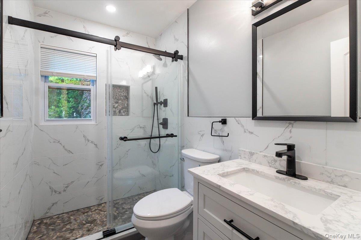 72 Twin Avenue Property Photo 11