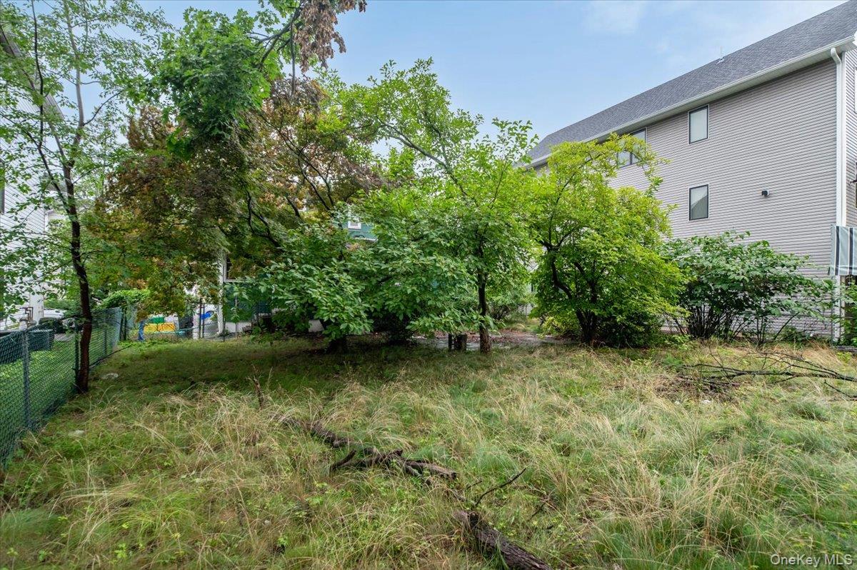 72 Twin Avenue Property Photo 21