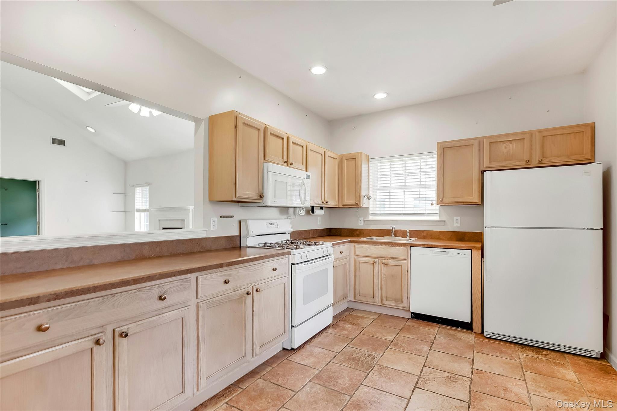 42 Oyster Cove Lane Property Photo 4