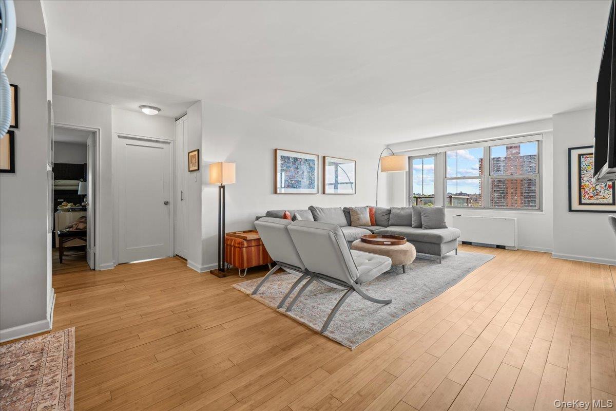 2500 Johnson Avenue 11p Property Photo 2
