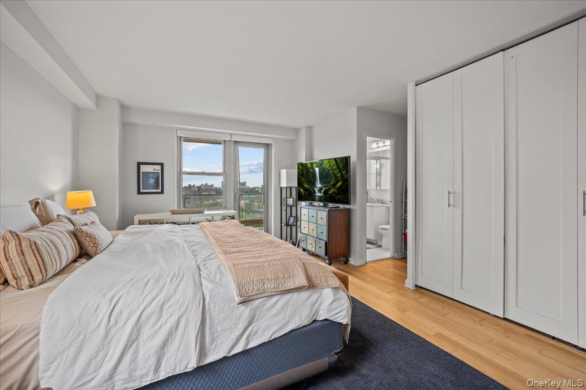2500 Johnson Avenue 11p Property Photo 12