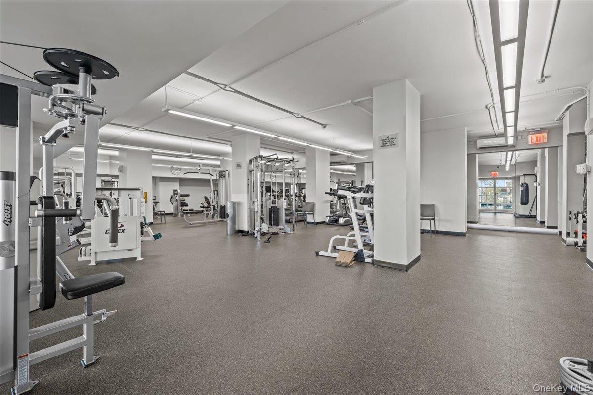 2500 Johnson Avenue 11p Property Photo 19