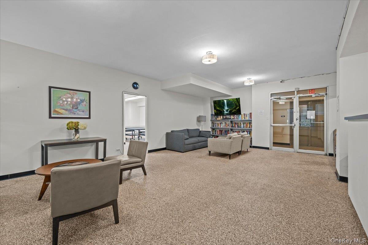 2500 Johnson Avenue 11p Property Photo 23