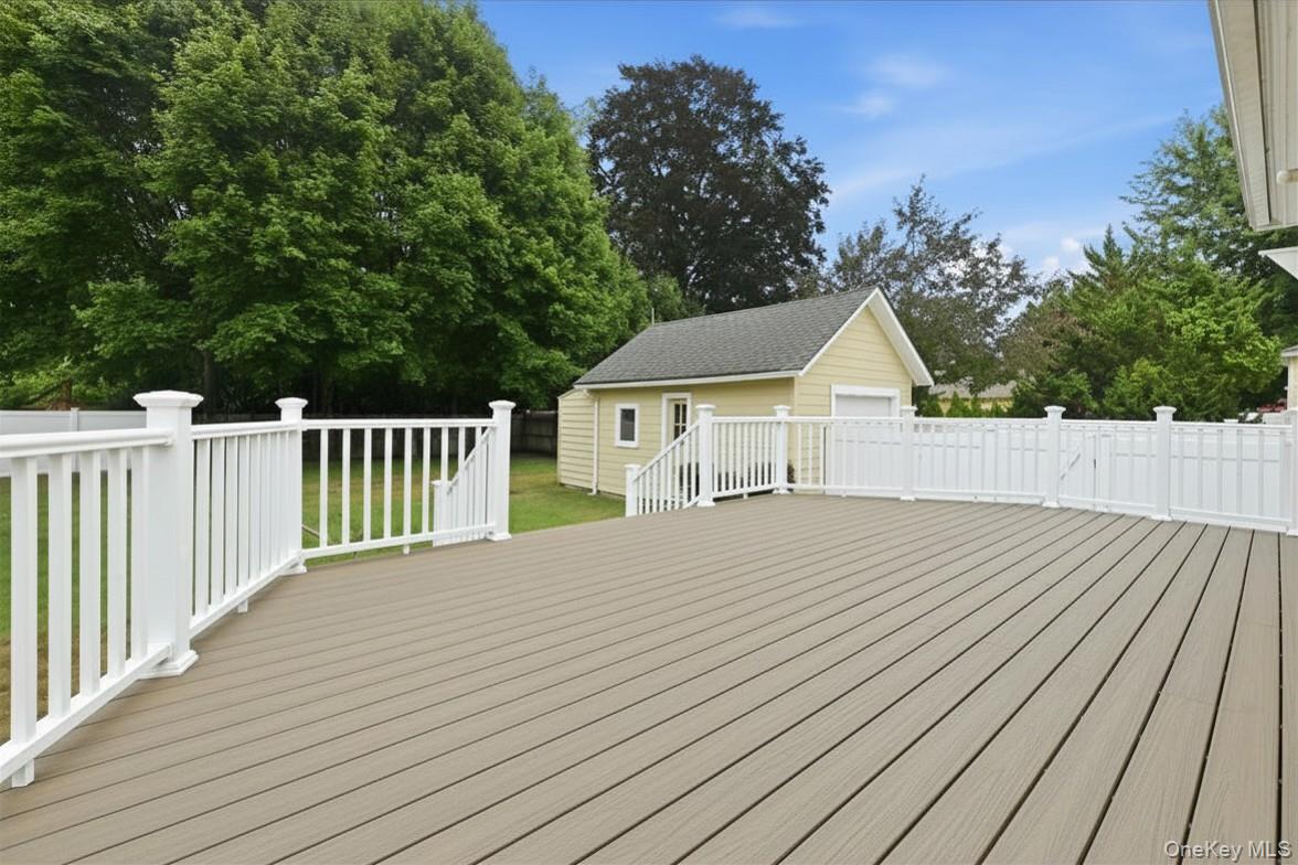 991 Cottage Place Property Photo 24