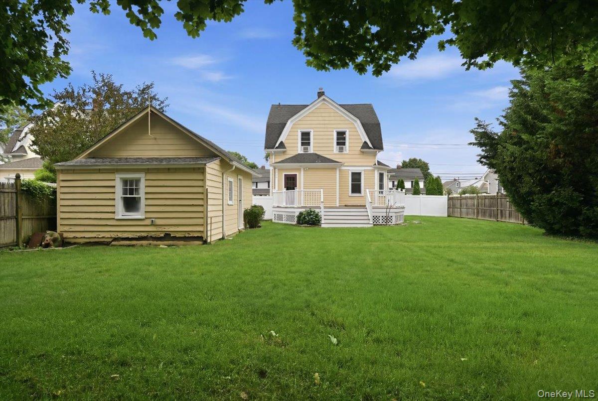 991 Cottage Place Property Photo 30