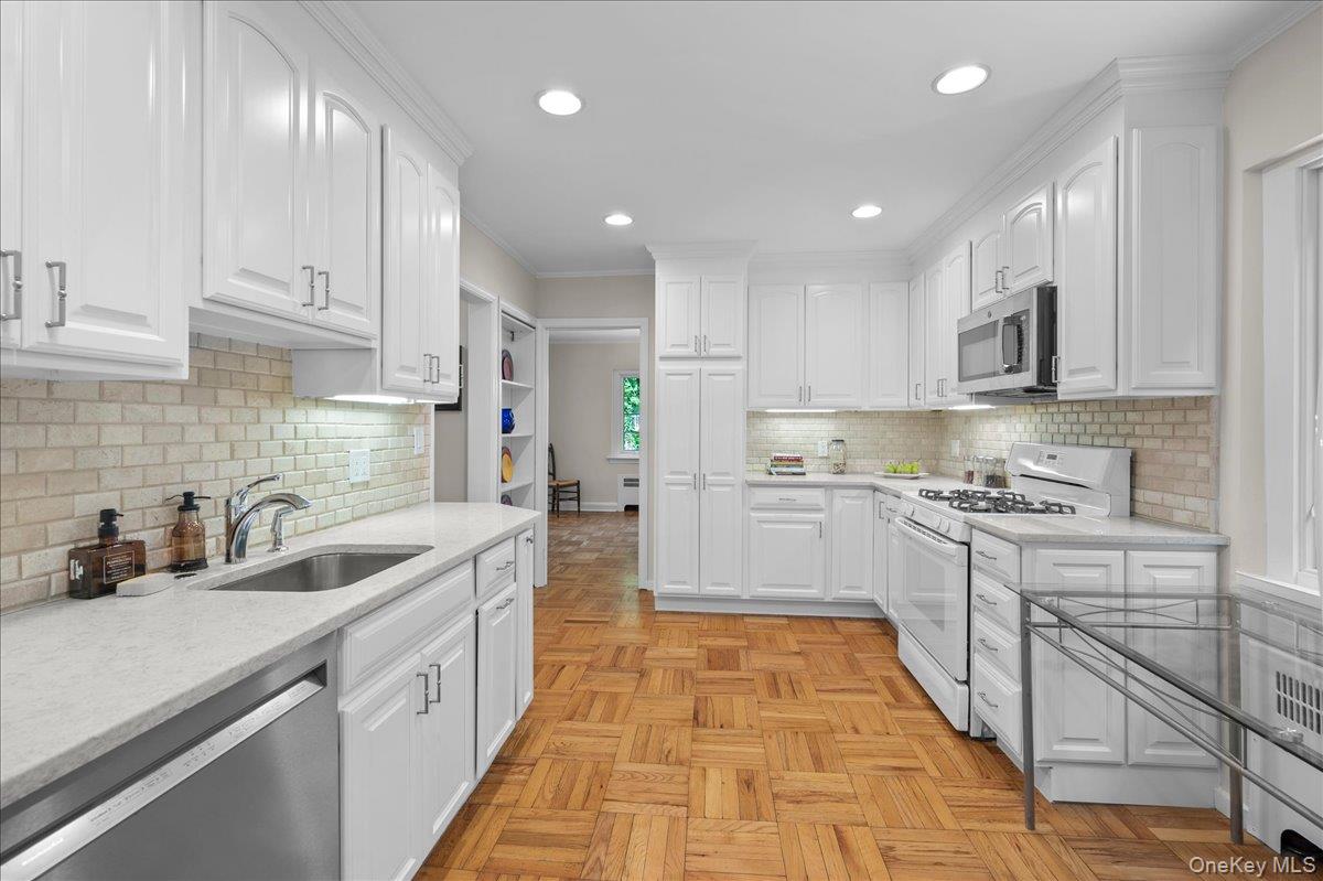 55 Argyle Road Property Photo 14