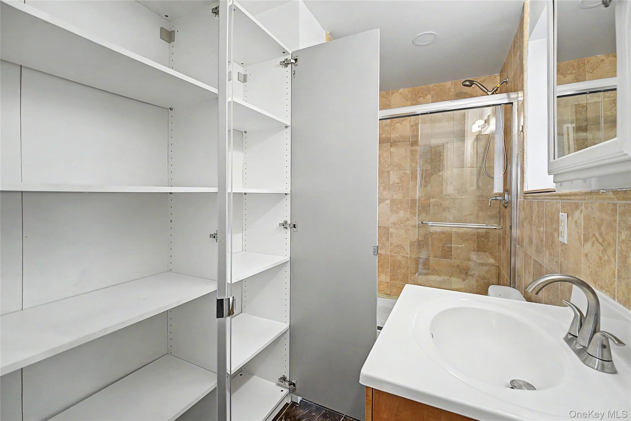 3138 137th Street 7b Property Photo 11