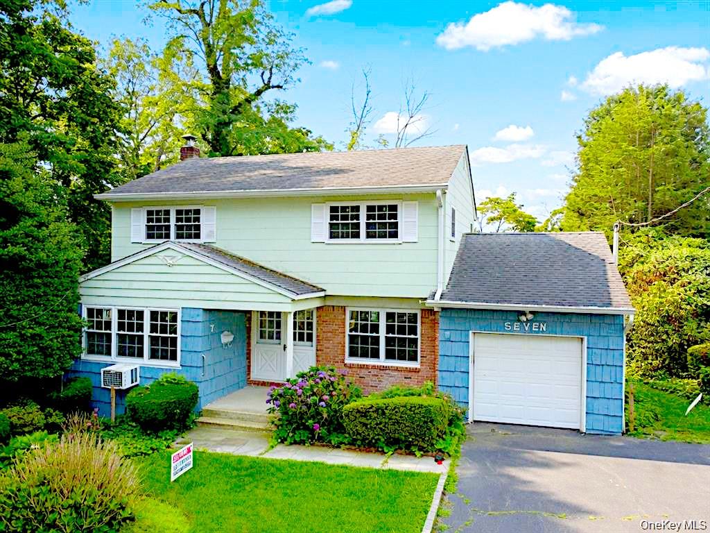 7 Locust Street Property Photo 1