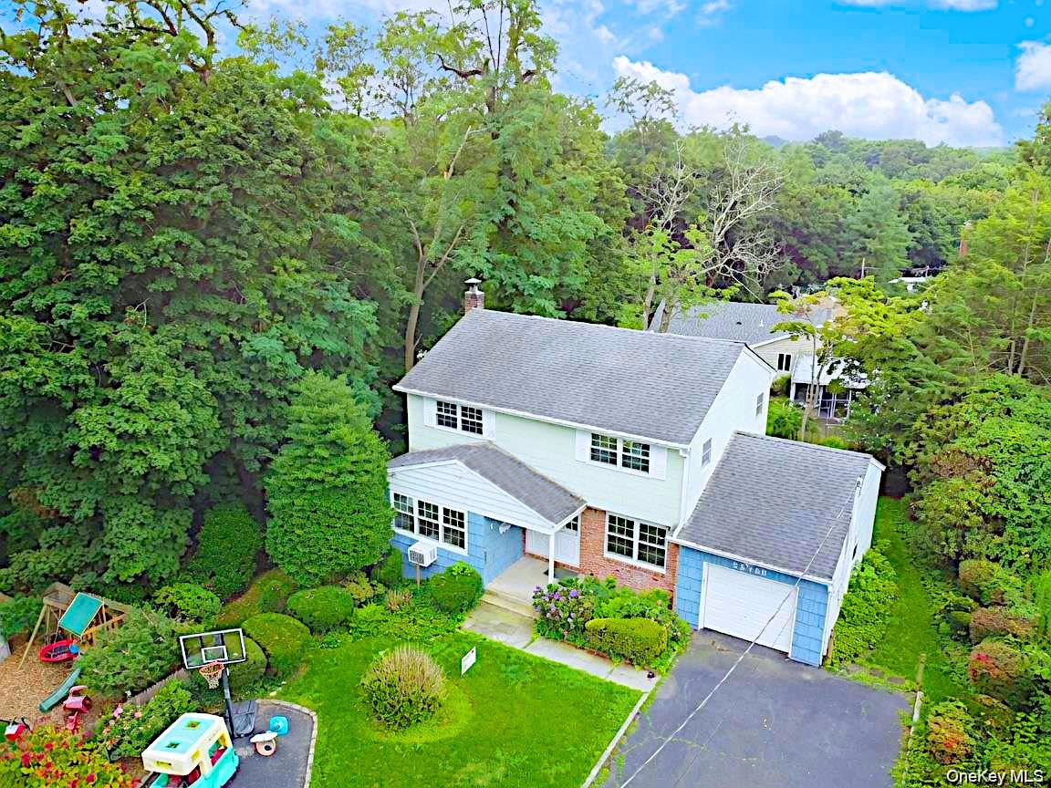 7 Locust Street Property Photo 2