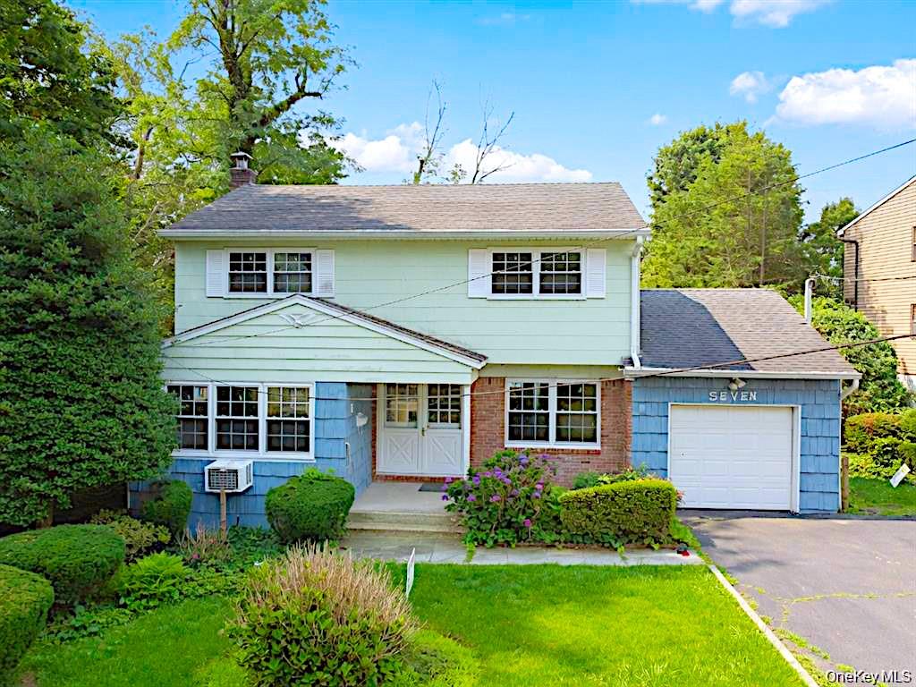 7 Locust Street Property Photo 3