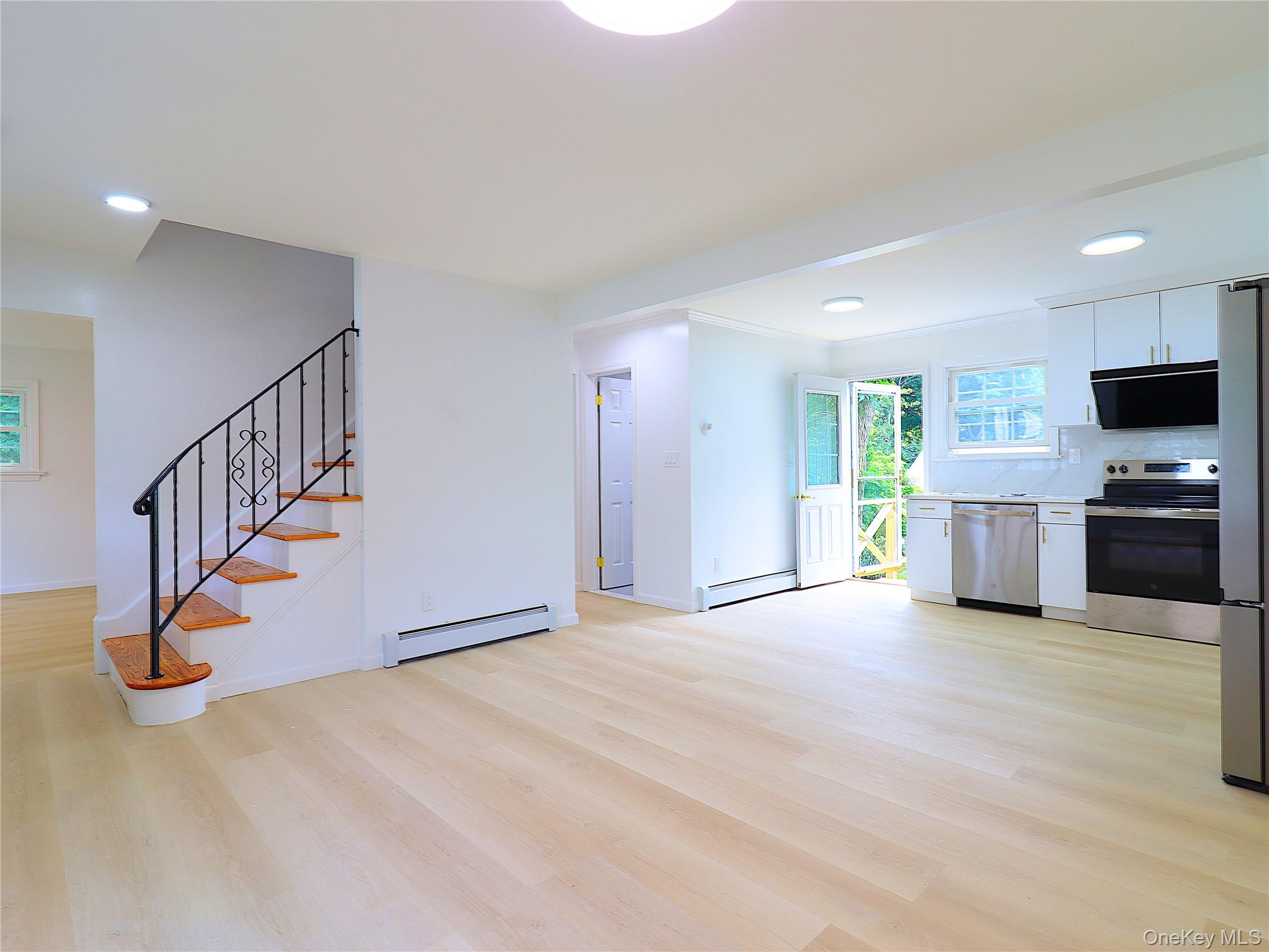 7 Locust Street Property Photo 14