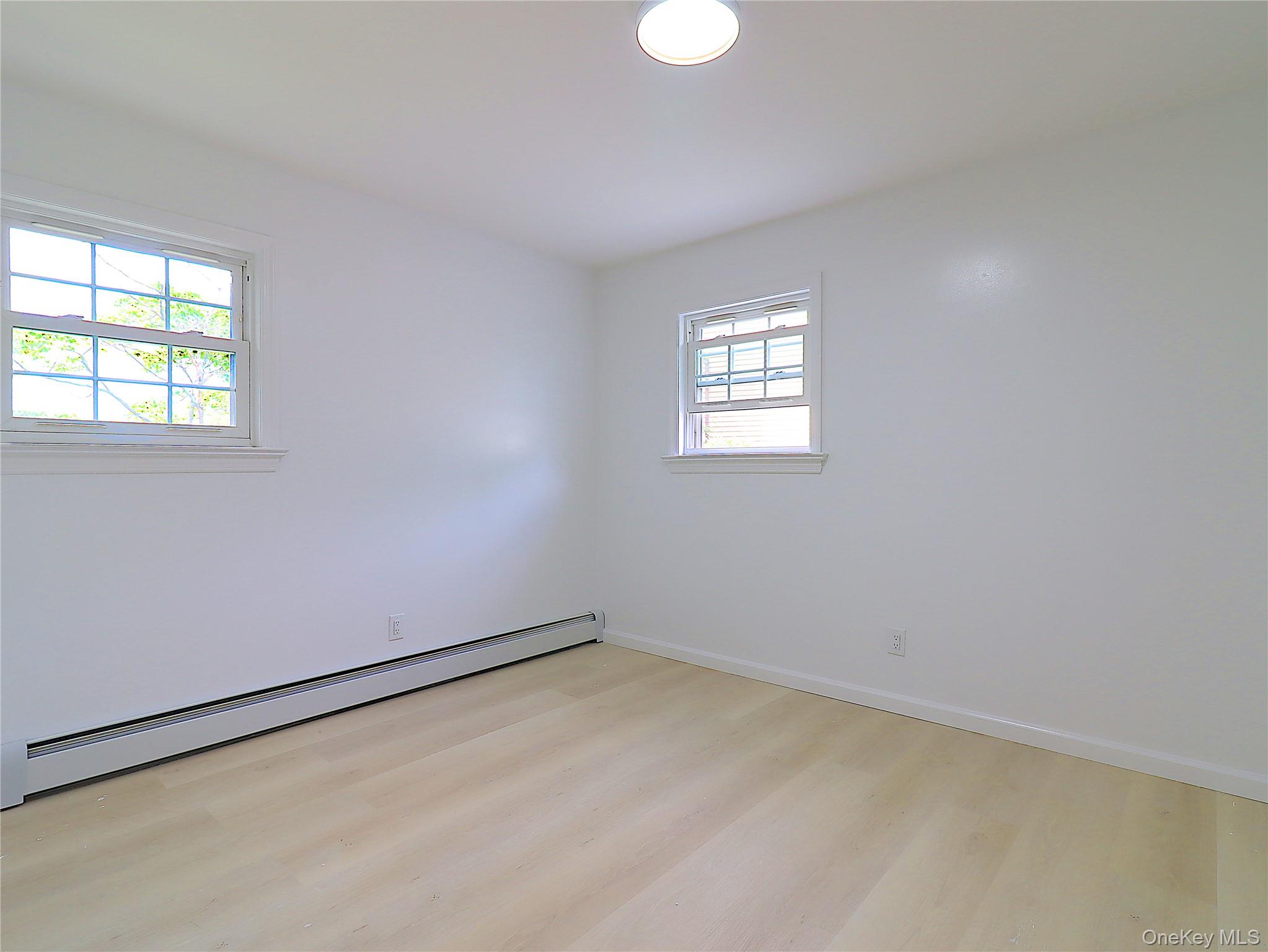 7 Locust Street Property Photo 21