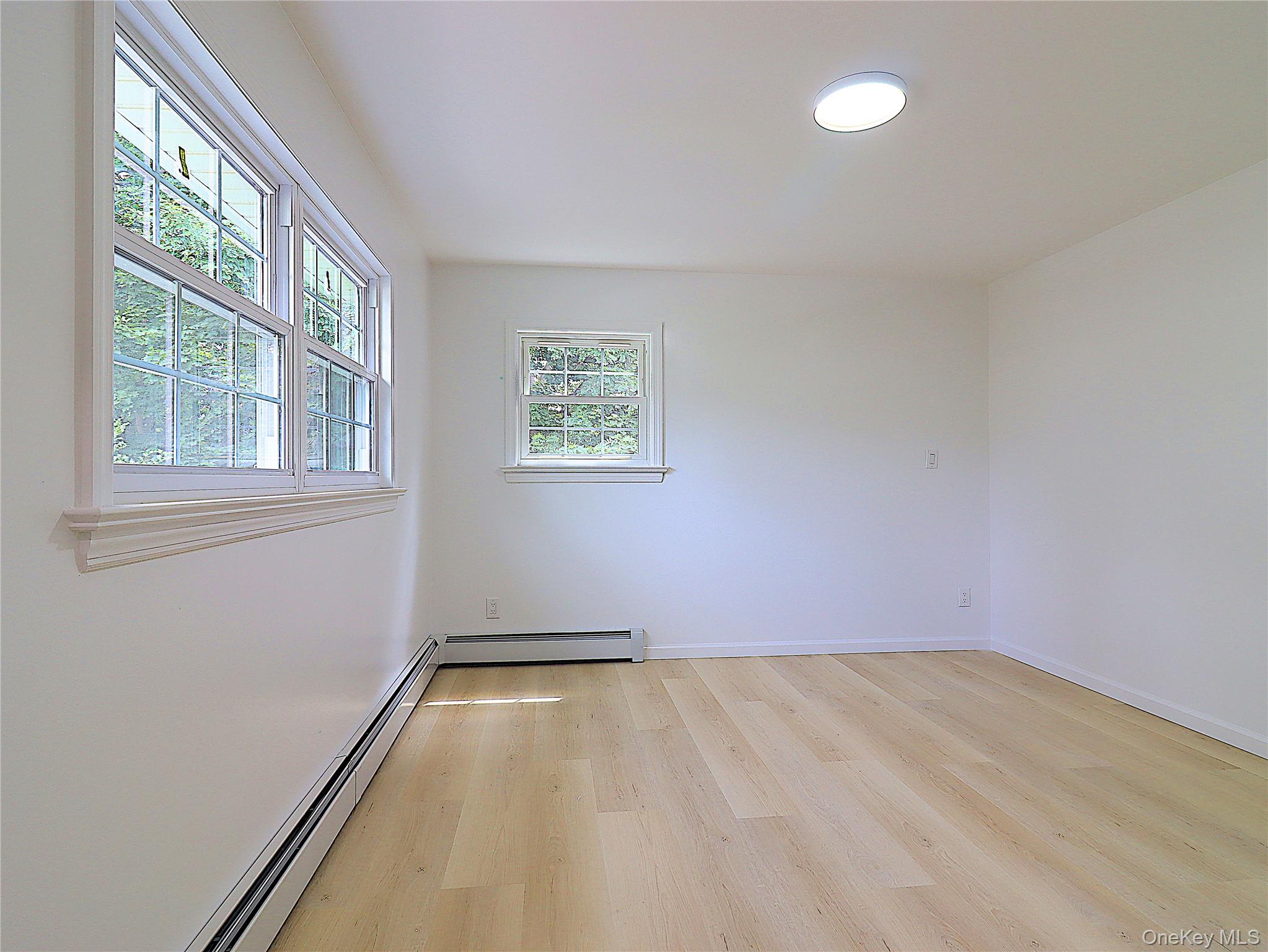 7 Locust Street Property Photo 23