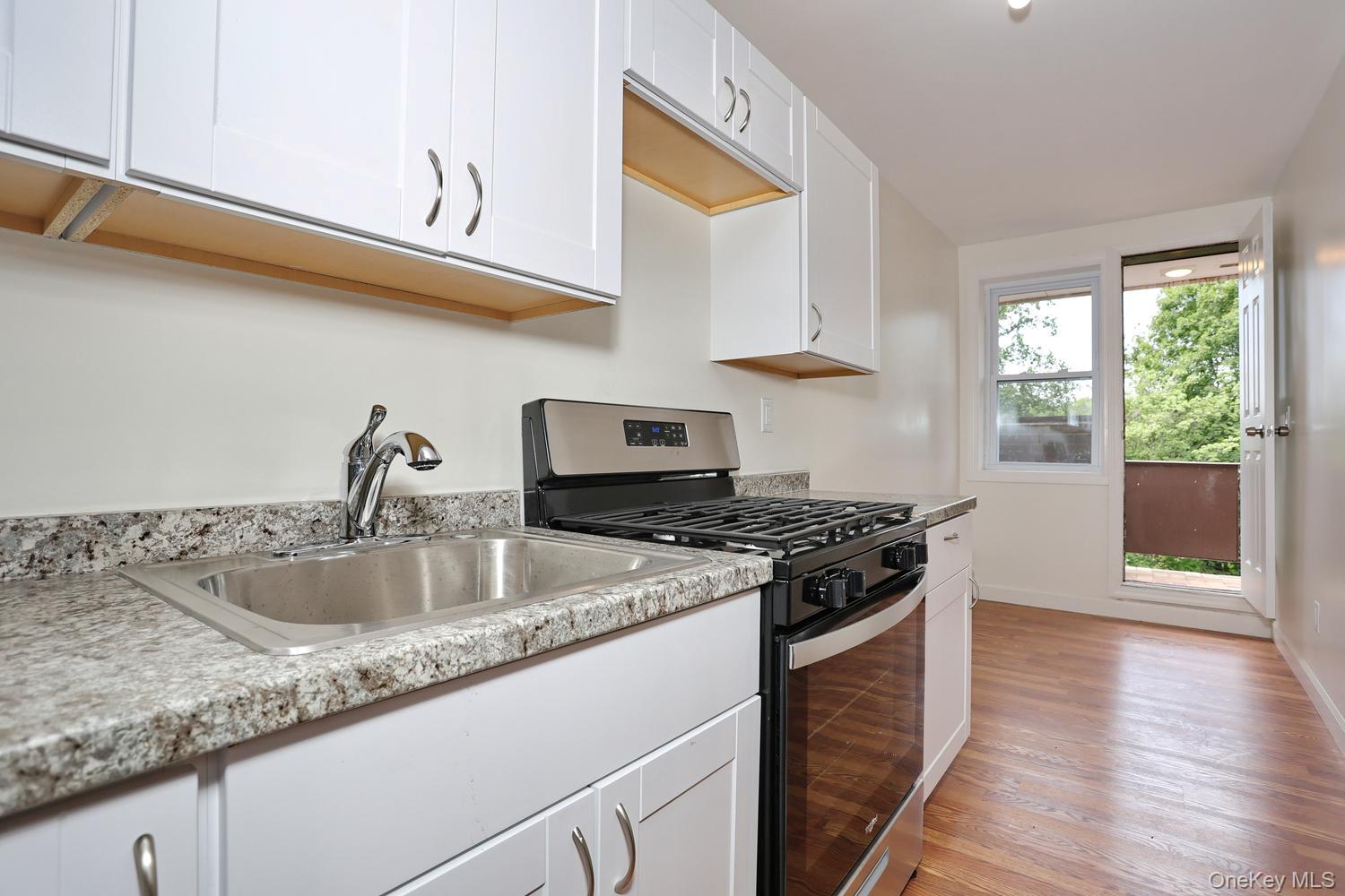 242 Kearsing Parkway F Property Photo 10