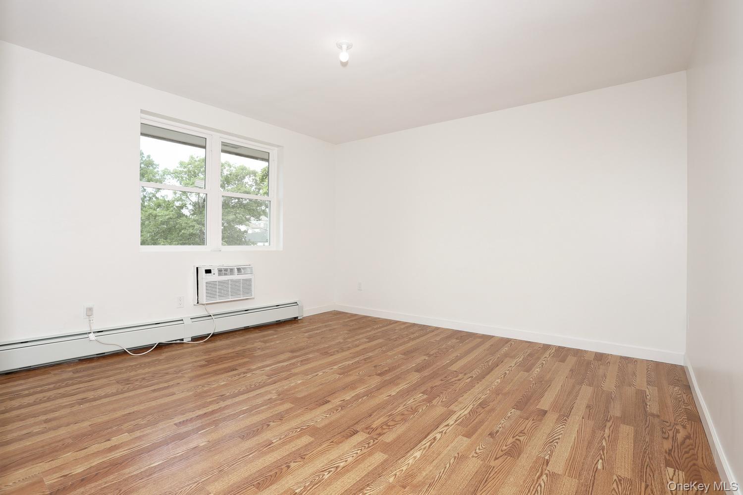242 Kearsing Parkway F Property Photo 15