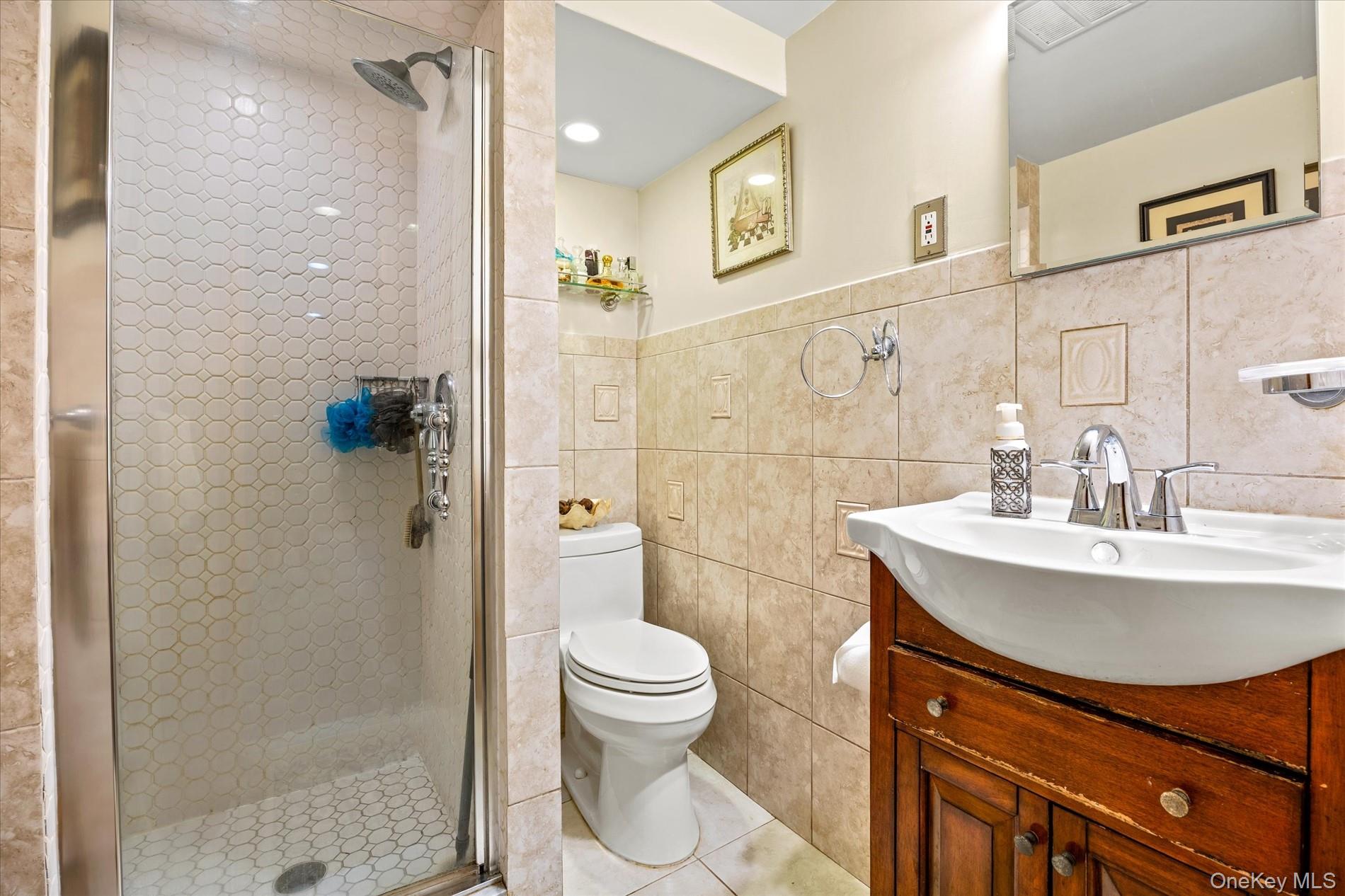 1219 Warwick Street Property Photo 21