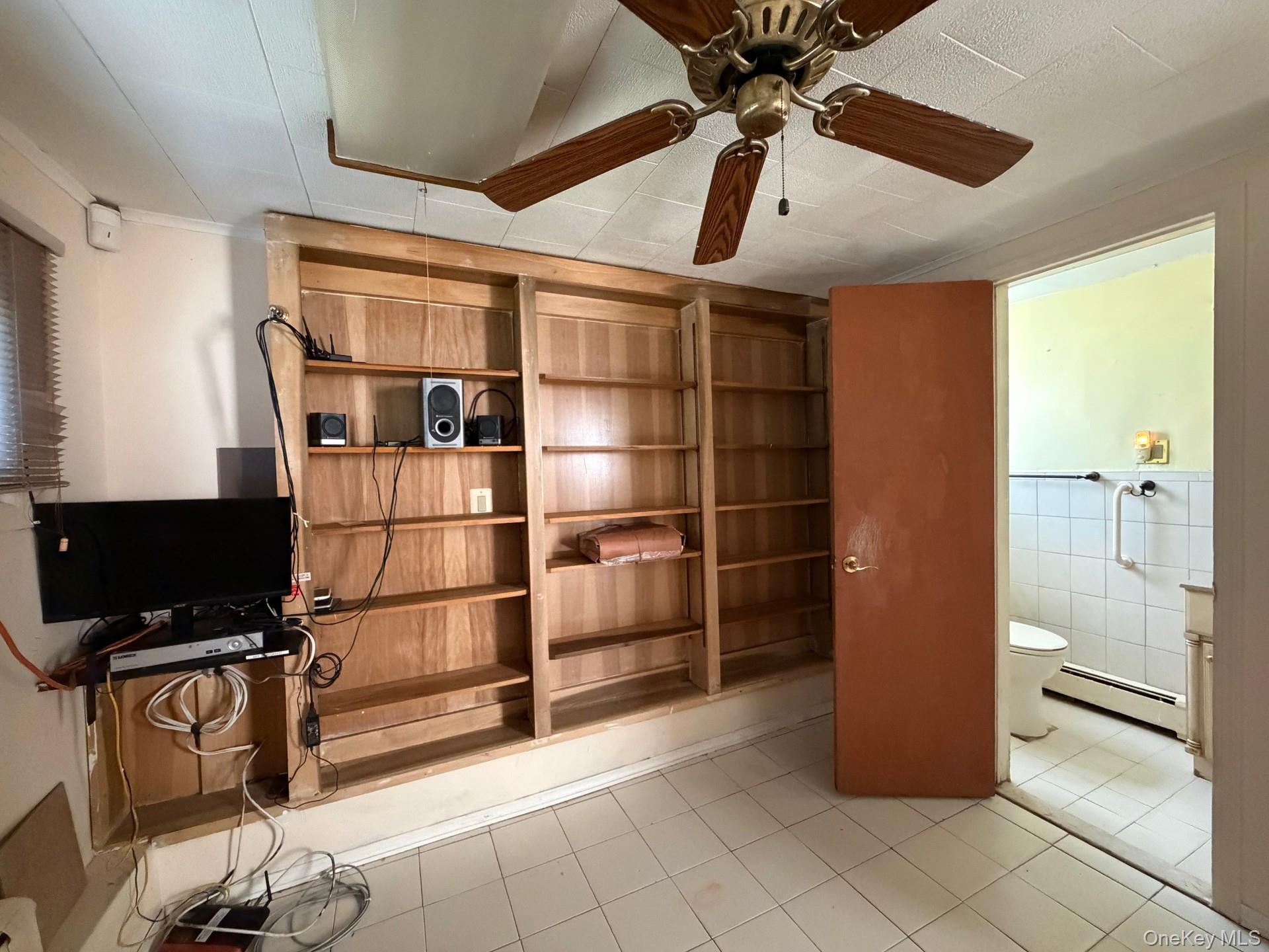 1067 N New York Drive Property Photo 22