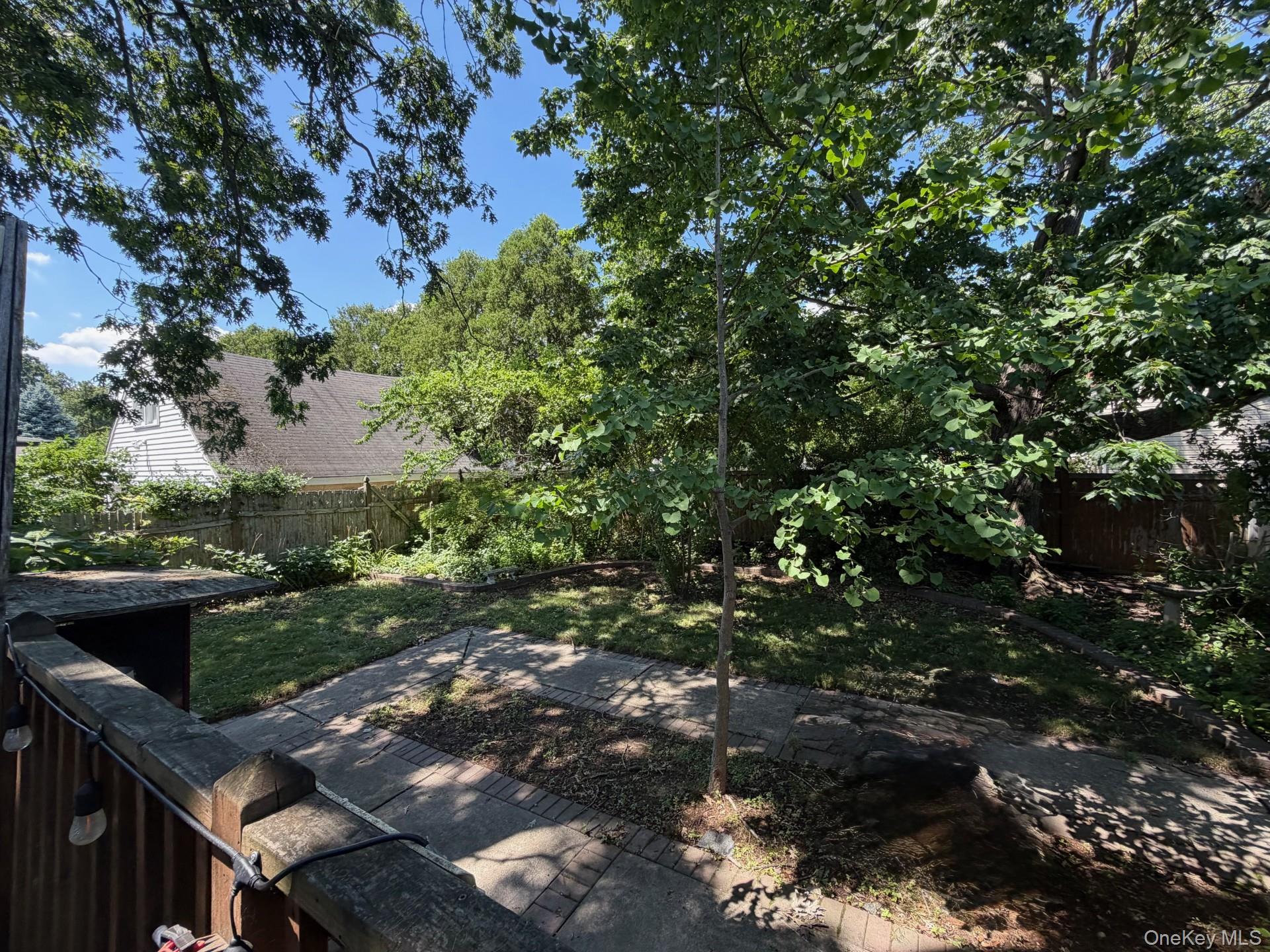 1067 N New York Drive Property Photo 23