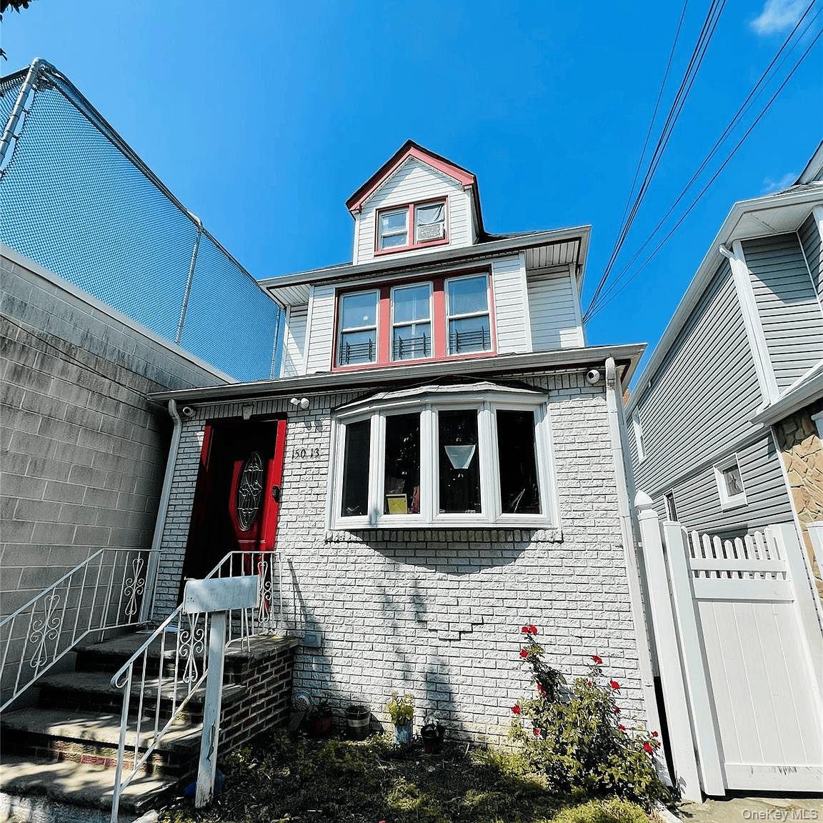 15013 118th Avenue Property Photo 1