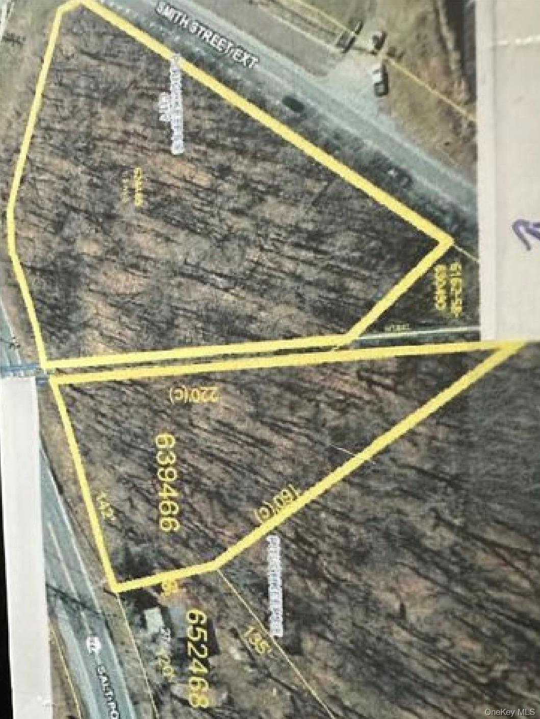 21-23 Salt Point Turnpike Property Photo 11